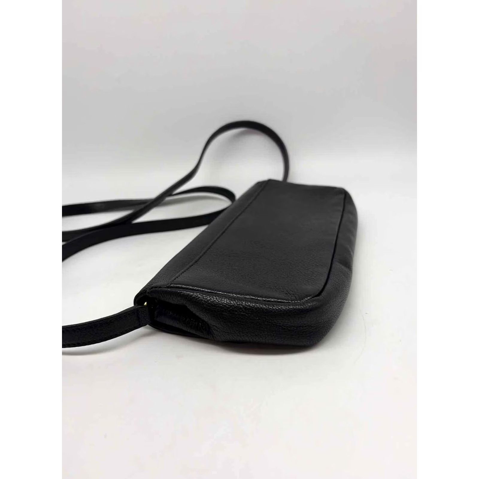Vintage St John Crossbody Black Pre-Owned Size ONE SIZE - 3 Thumbnail