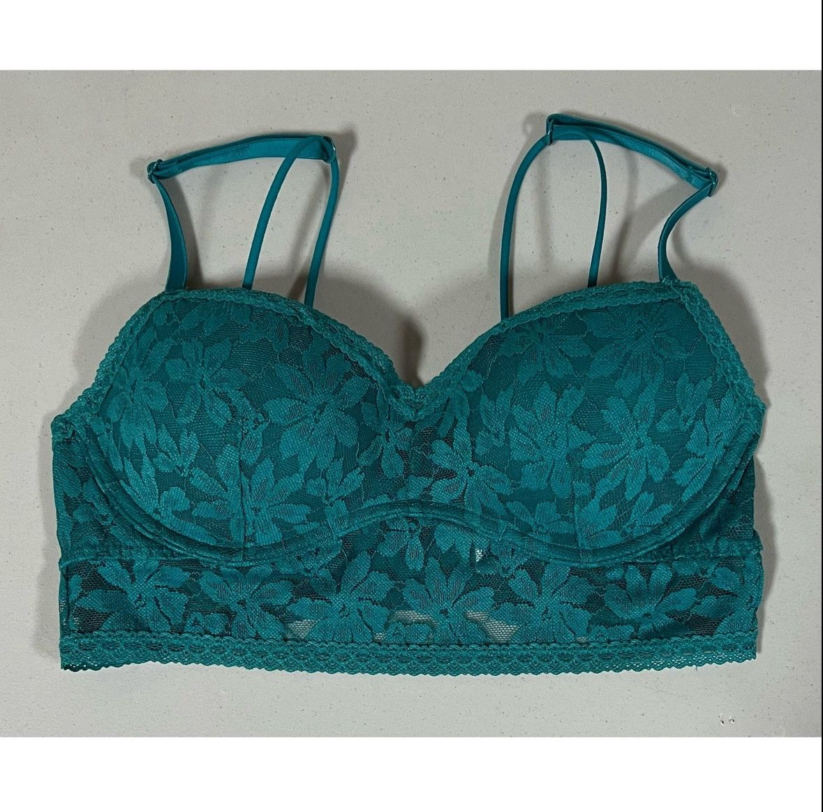 Victoria's Secret Emerald Green Lace Push-Up Bra Bralette Lingerie Size S 💚✨ Size S / US 4 / IT 40 - 1 Thumbnail
