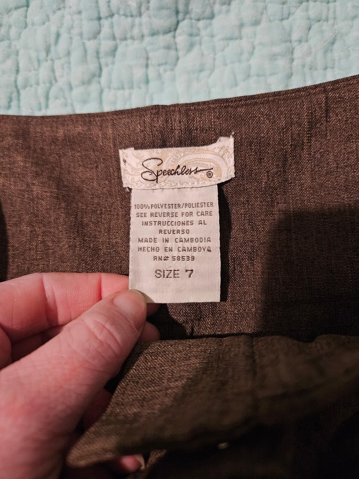 Other Speechless Capri length brown pants size 7 Size 32" / US 10 / IT 46 - 2 Thumbnail