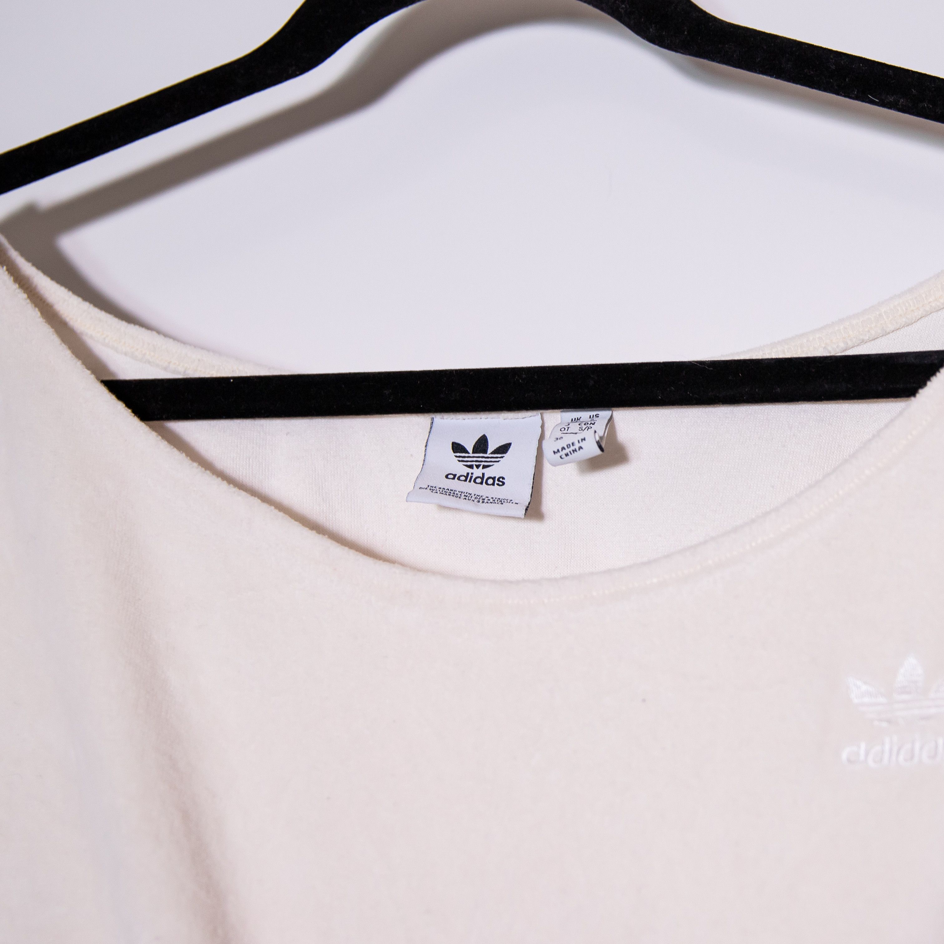 Adidas Adidas Lifestyle Velvet Velour Boat Neck Size S / US 4 / IT 40 - 2 Thumbnail