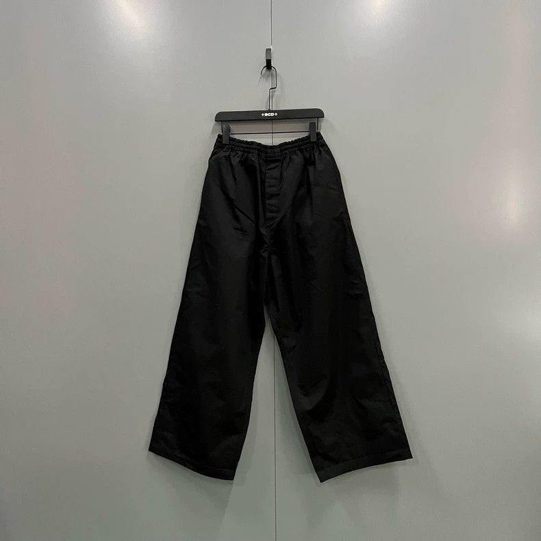 Balenciaga Balenciaga size XXS Black elastic waist trousers Size US 26 / EU 42 - 1 Thumbnail