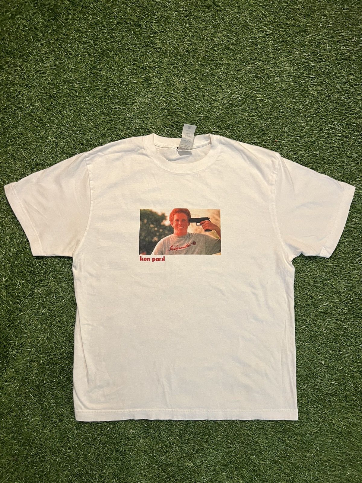 Japanese Brand Ken Park Gun Scene Tee White Shirt Size US L / EU 52-54 / 3 - 1 Thumbnail
