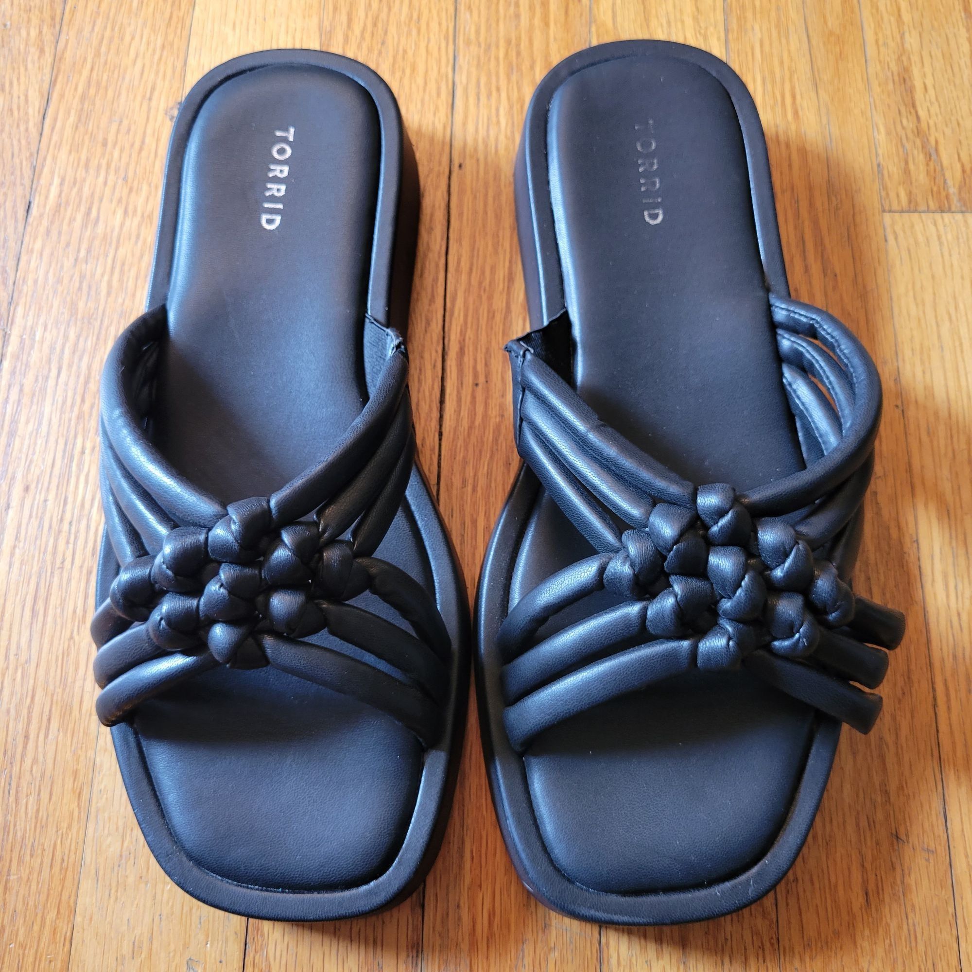 Torrid Torrid Black Crisscross Braided Slide Sandals 11.5 WW Platfo Size US 11.5 / IT 41.5 - 7 Thumbnail