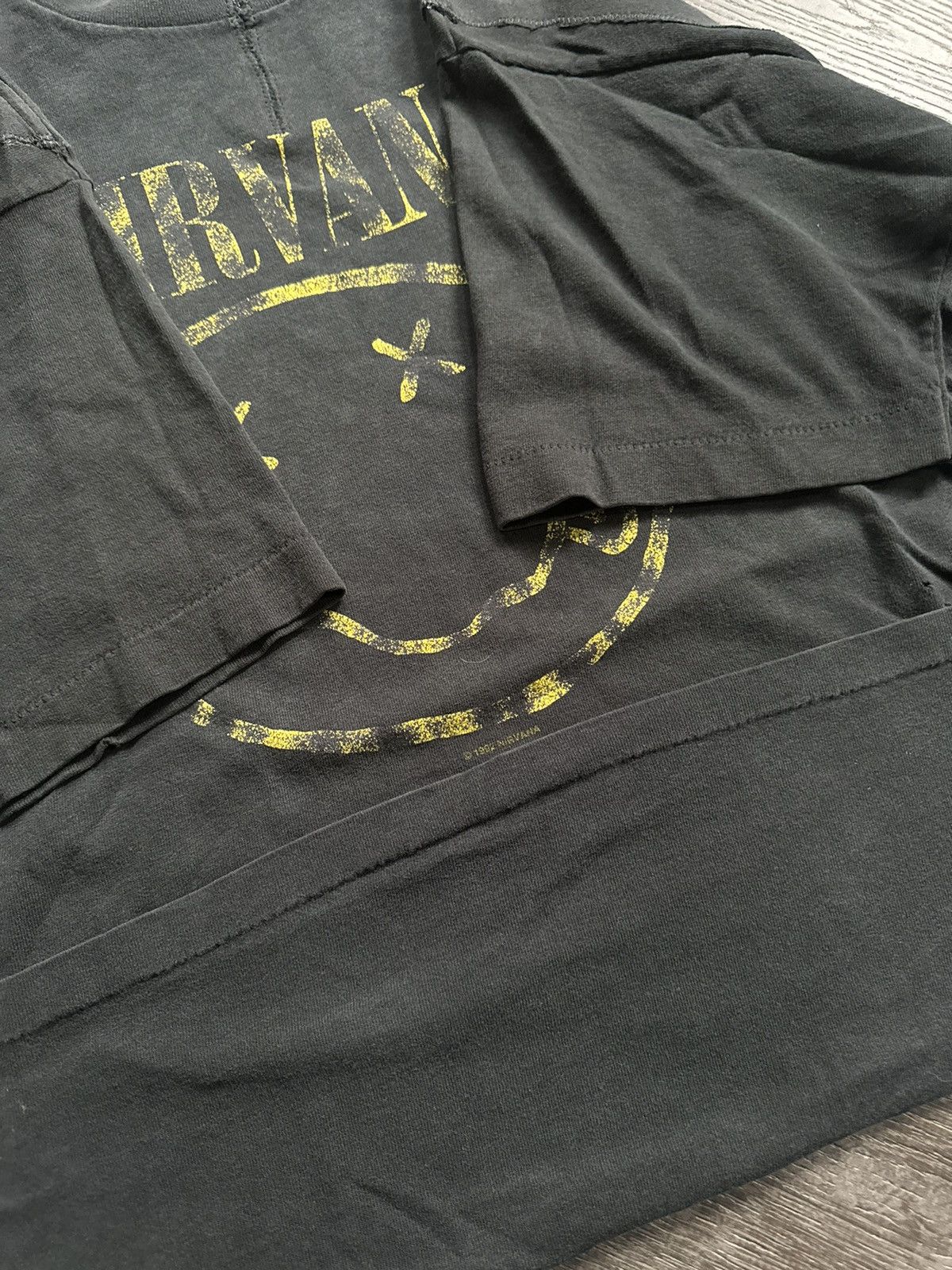 Nirvana Vintage 1992 Nirvana Smiley Face shirt large subpop Size US L / EU 52-54 / 3 - 2 Thumbnail