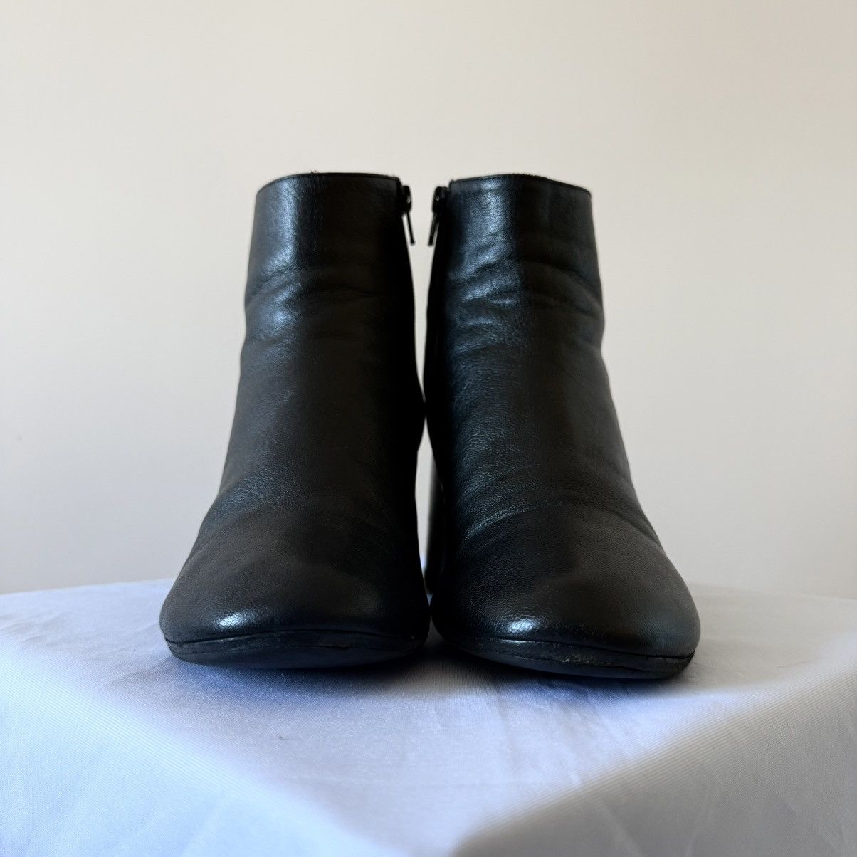 Maison Margiela Maison Margiela MM6 Leather Ankle Black Heels Boots Size US 10 / IT 40 - 2 Thumbnail