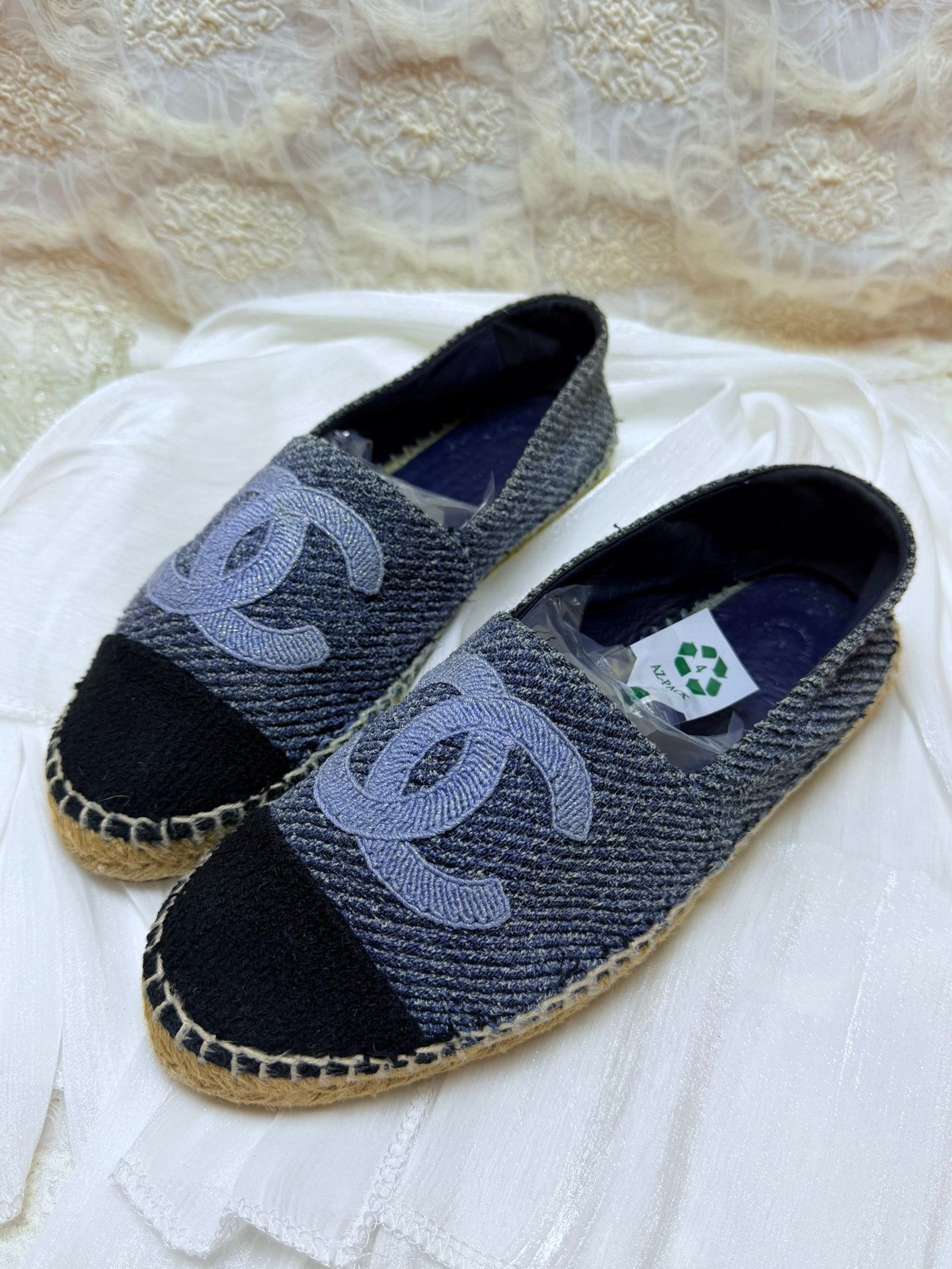 Chanel Chanel Denim Embroidered Blue Lowtop Sneakers us_9 Women Size US 9 / IT 39 - 1 Thumbnail