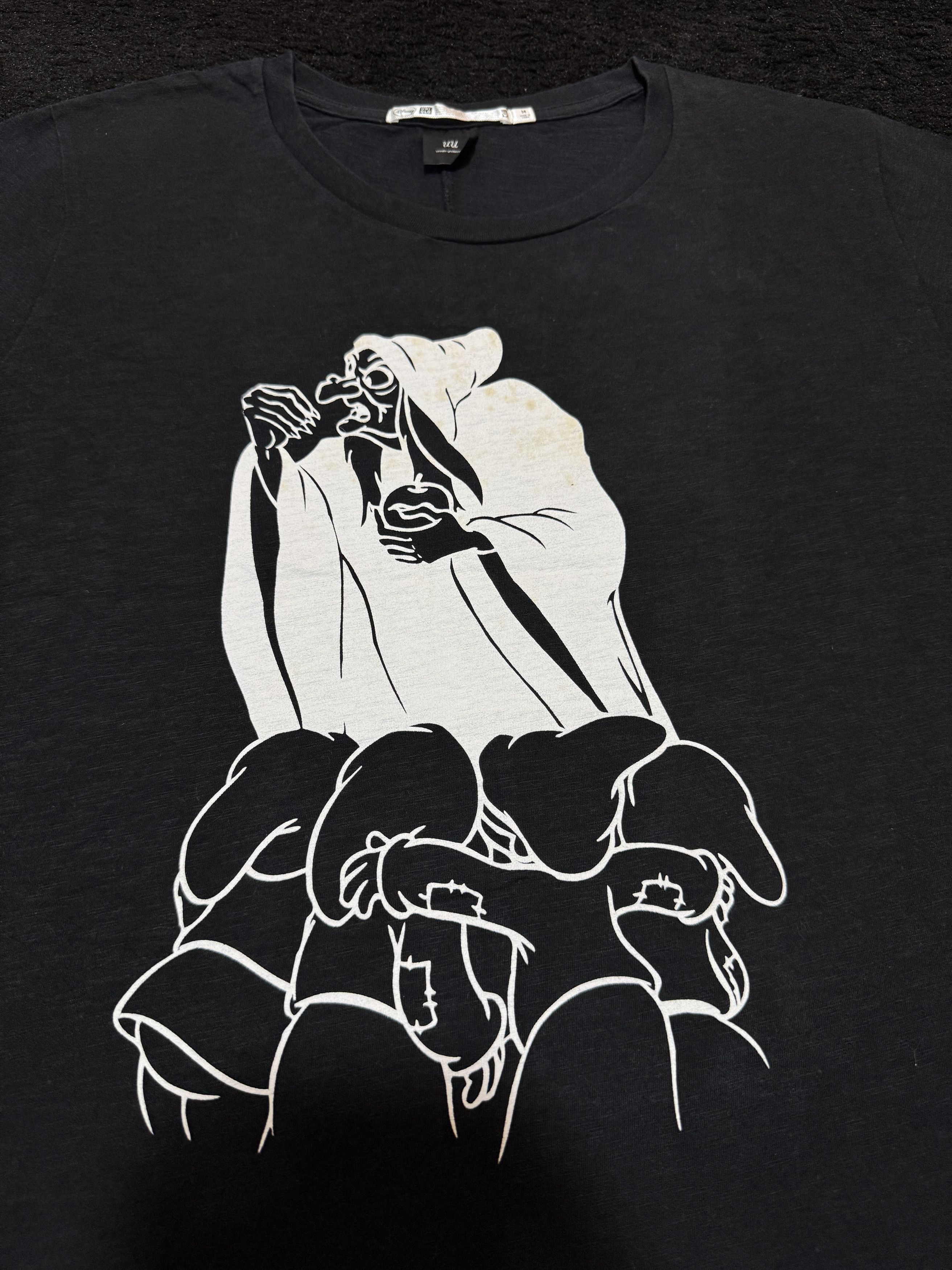 Jun Takahashi Uniqlo Undercover Disney Snow White T shirt Size US M / EU 48-50 / 2 - 2 Thumbnail