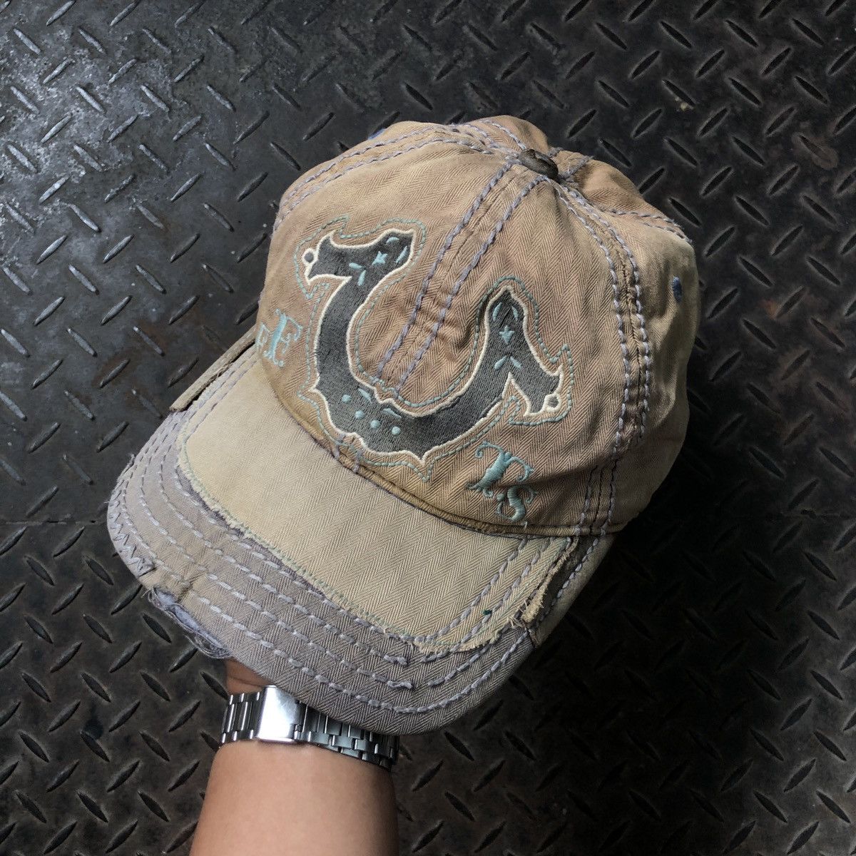 True Religion 🚫 SOLD 🚫 Vintage Y2K True Religion Hat Size ONE SIZE - 3 Thumbnail