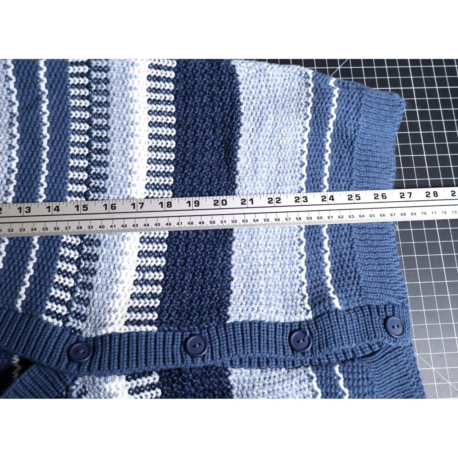 Vintage VINTAGE Falls Creek Sweater Vest Mens Large Blue Stripe Button Up Lightweight Acrylic Knit 90s Retro Casual Men Size US L / EU 52-54 / 3 - 6 Thumbnail