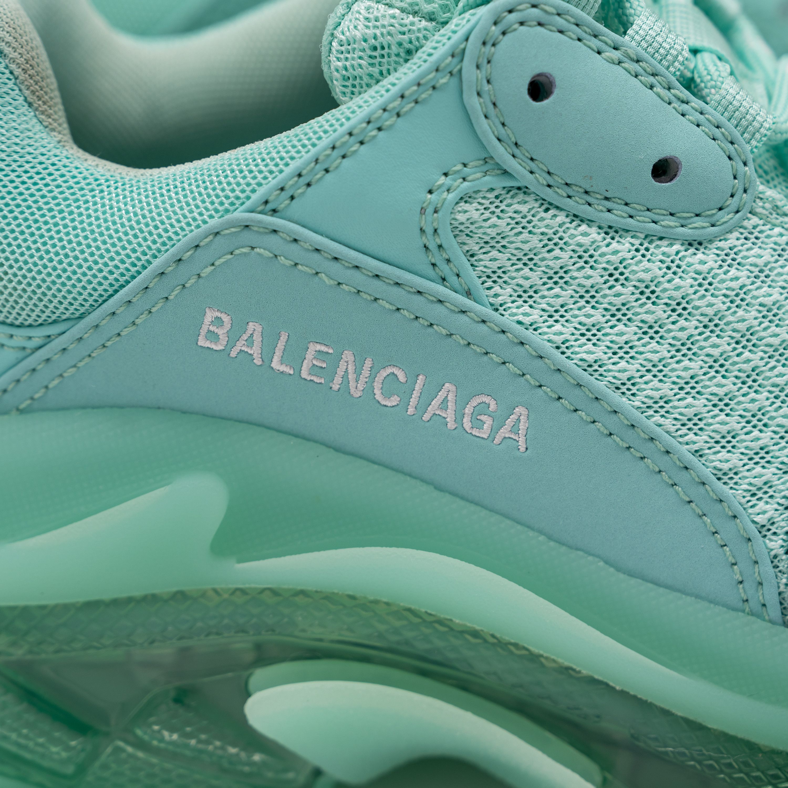 Balenciaga 37 EU / 7 US Balenciaga Triple S Sneakers Mint Green Size US 7 / IT 37 - 9 Thumbnail