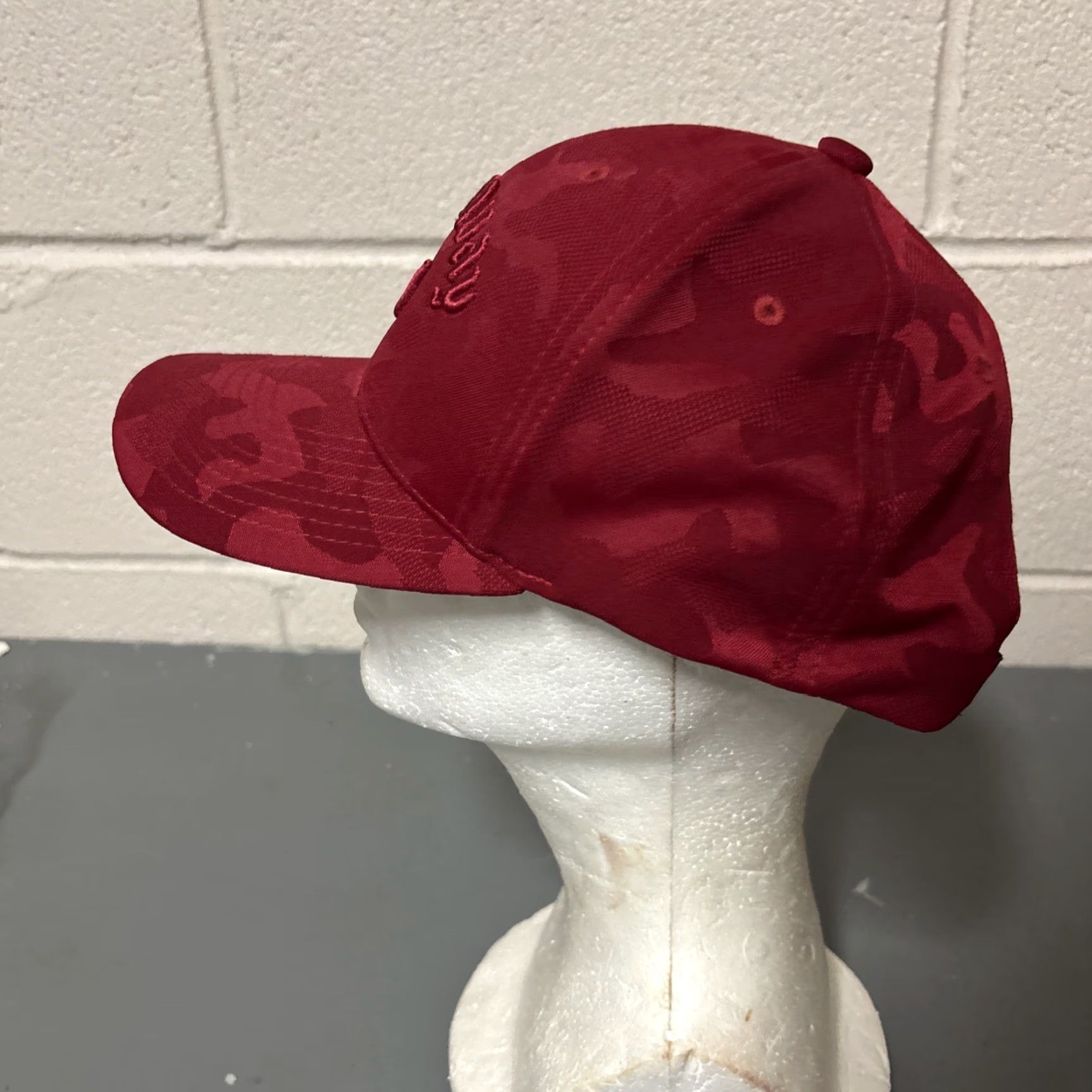 Callaway Callaway Dark Red Camo Hat | 110 Chamberlyne Country Club | One Size Baseball Cap | Men’s Golf Cap Size ONE SIZE - 6 Thumbnail