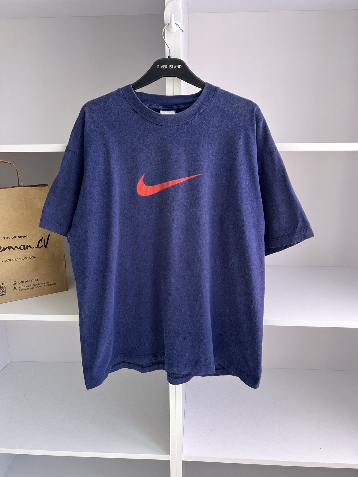 Nike × Vintage Vintage Nike Big Swoosh Logo T-Shirt Size US XL / EU 56 / 4 - 5 Thumbnail