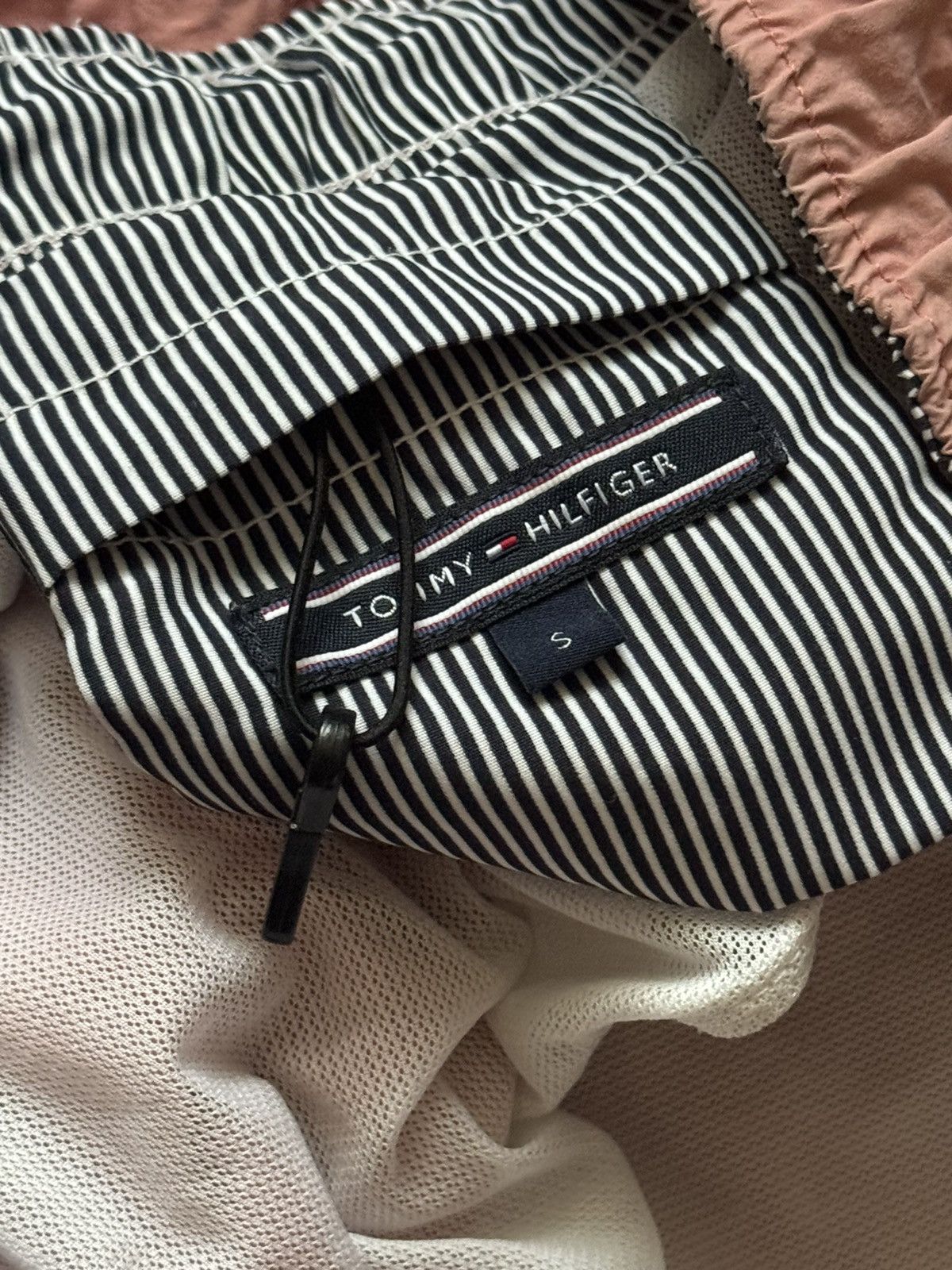 Tommy Hilfiger × Vintage Tommy Hilfiger M pink summer shorts 🩳 beach tennis golf Size US 32 / EU 48 - 8 Thumbnail
