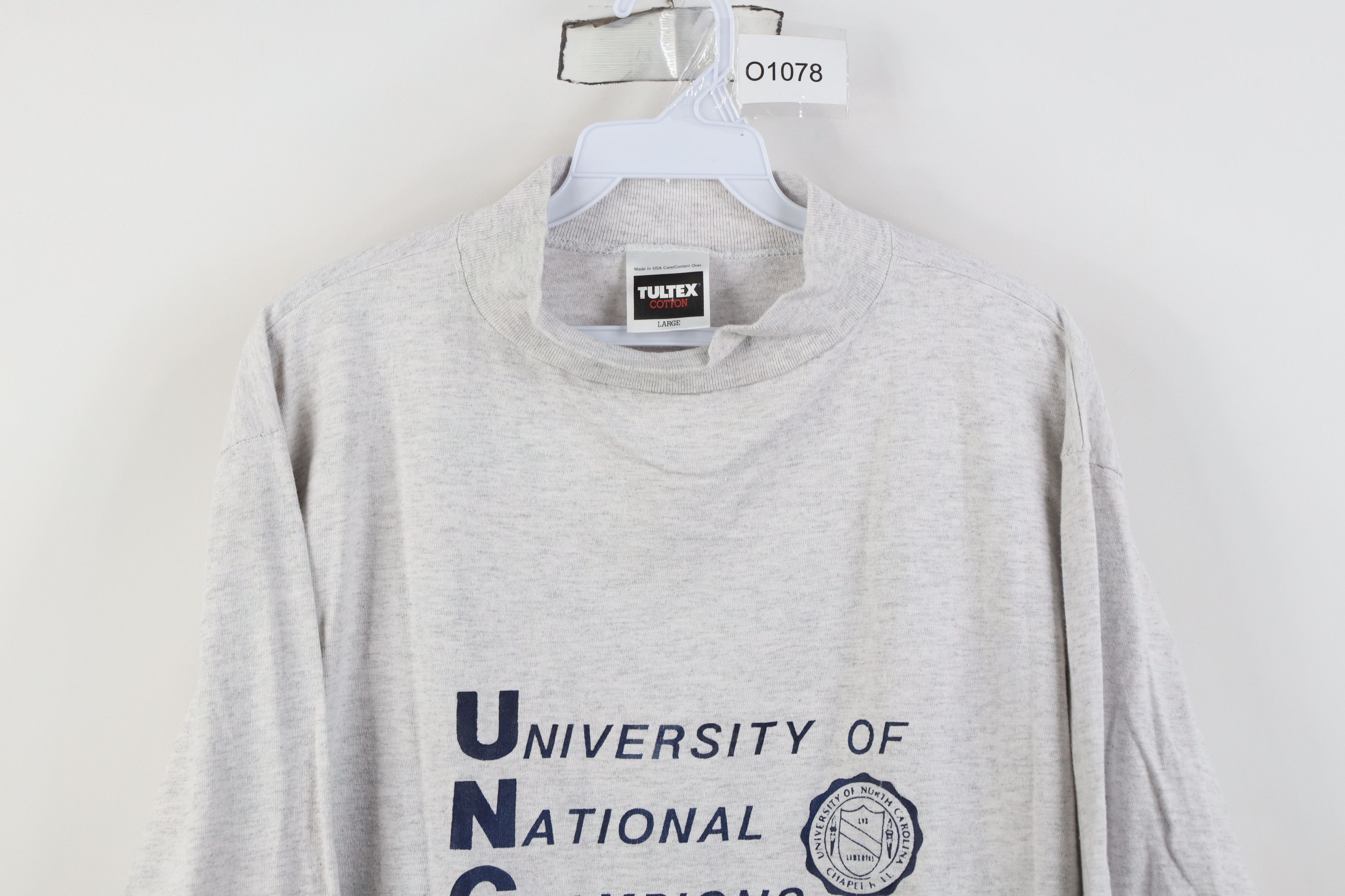 Vintage Vintage 90s University of North Carolina Champs T-Shirt Size US L / EU 52-54 / 3 - 2 Thumbnail