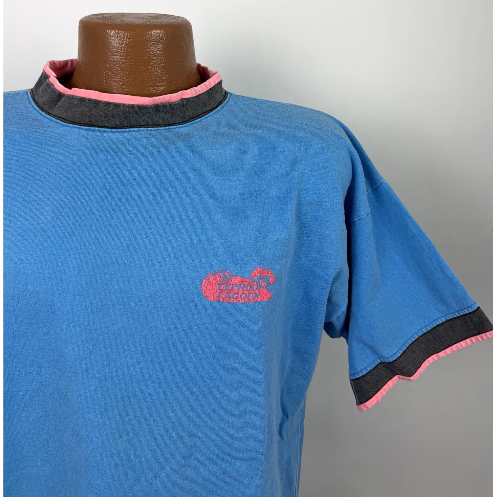 Disney VINTAGE Disney Typhoon Lagoon Shirt Adult Large 90s Pigment Dyed Neon Blue Pink Size US L / EU 52-54 / 3 - 4 Thumbnail