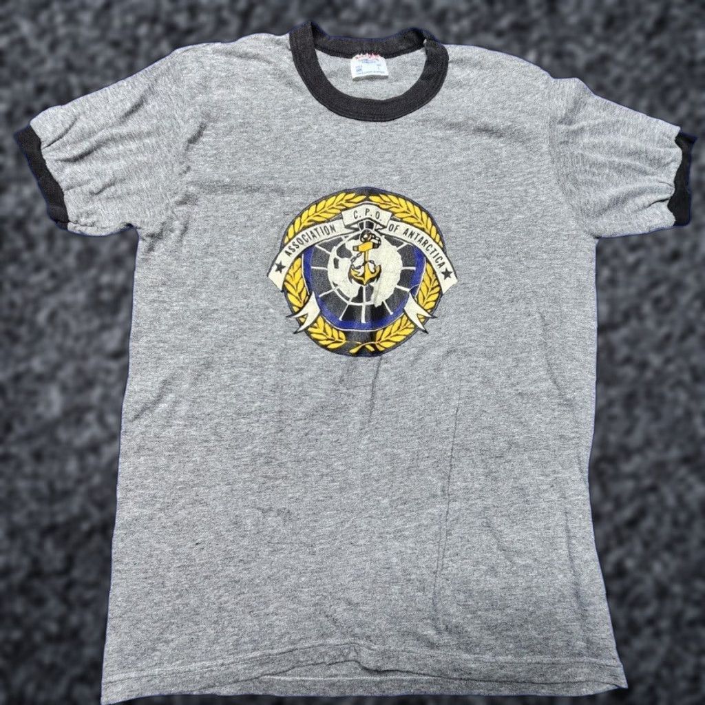Vintage Rare Vintage WearGuard Antarctica Ringer T Shirt Mens L Graphic Tee 80s Nautical Animals Nature Gray Confident? Size US L / EU 52-54 / 3 - 1 Thumbnail
