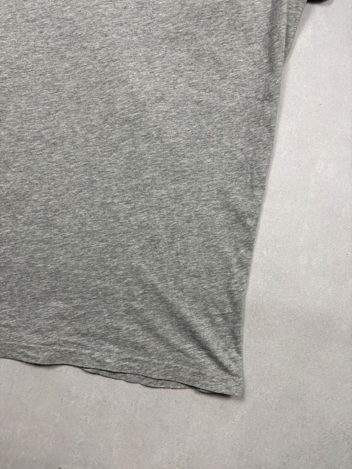 Burberry Burberry Brit BRIT Logo Grey T-Shirt M Embroidery Vintage Size M / US 6-8 / IT 42-44 - 4 Thumbnail