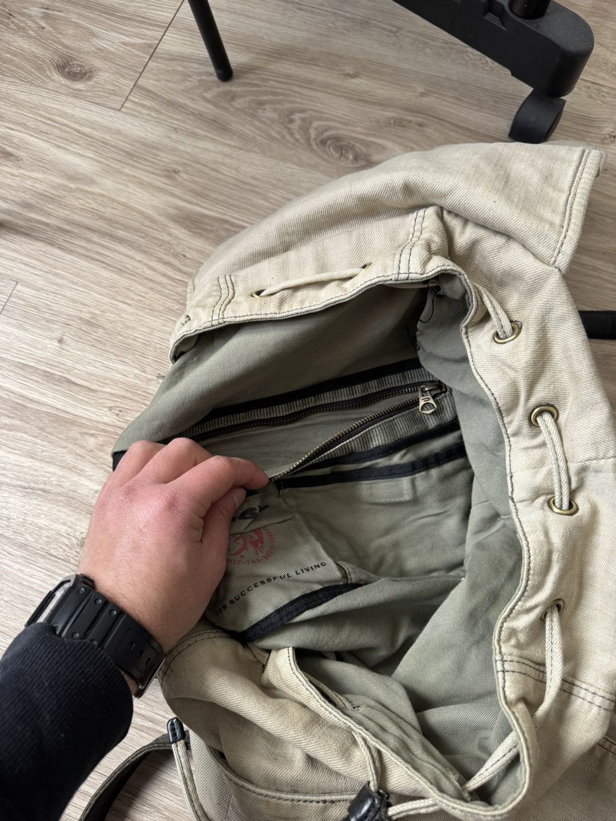 Diesel Vintage Y2K Diesel Japanese Style Beige Leather Backpack Bag Size ONE SIZE - 15 Thumbnail