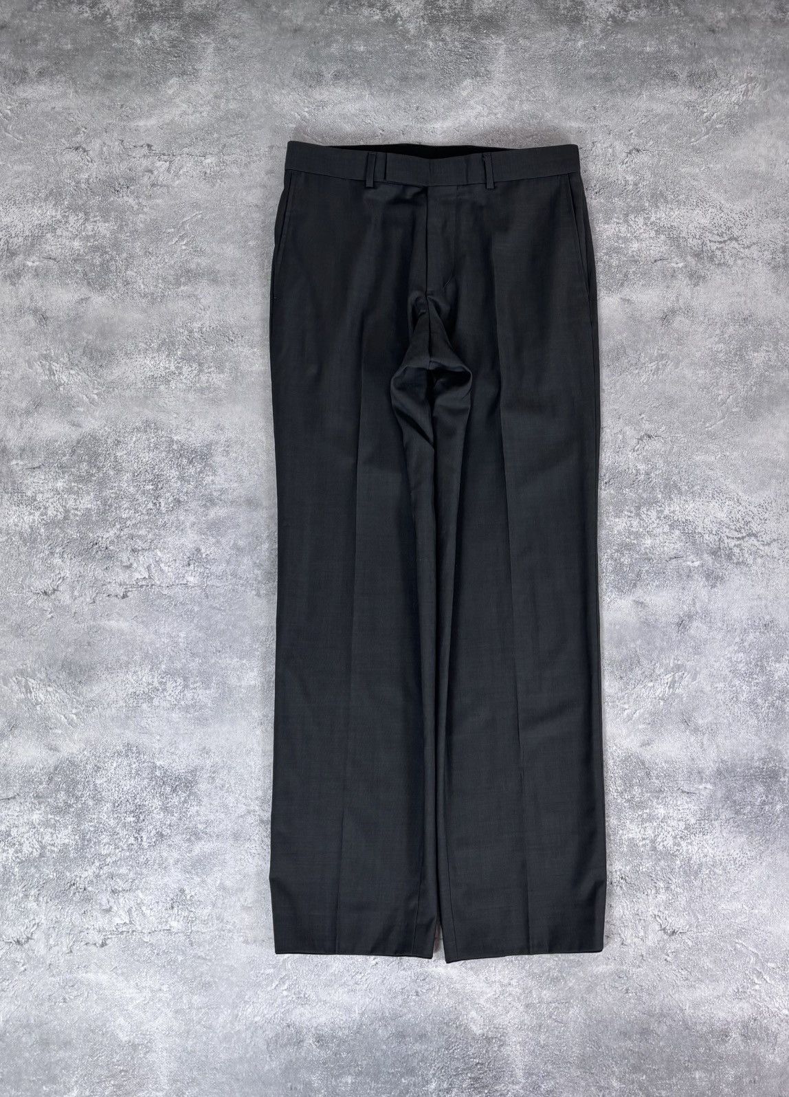 Hugo Boss Hugo Boss Bertolucci/Movie Men’s 2-Piece Gray Wool Suit Size 40R - 18 Thumbnail