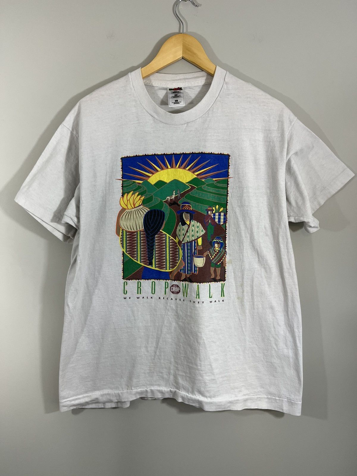 Vintage Single Stitch Distressed Graphic Tee Size US XL / EU 56 / 4 - 1 Thumbnail