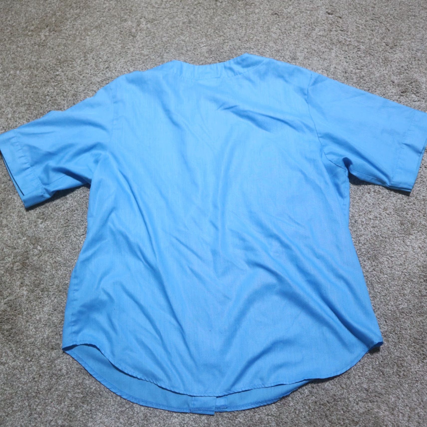 Vintage DonnKenny Shirt Women Adult Medium Blue Button-Up Short Sleeve with Shoulder Pads Size 32" / US 10 / IT 46 - 7 Thumbnail