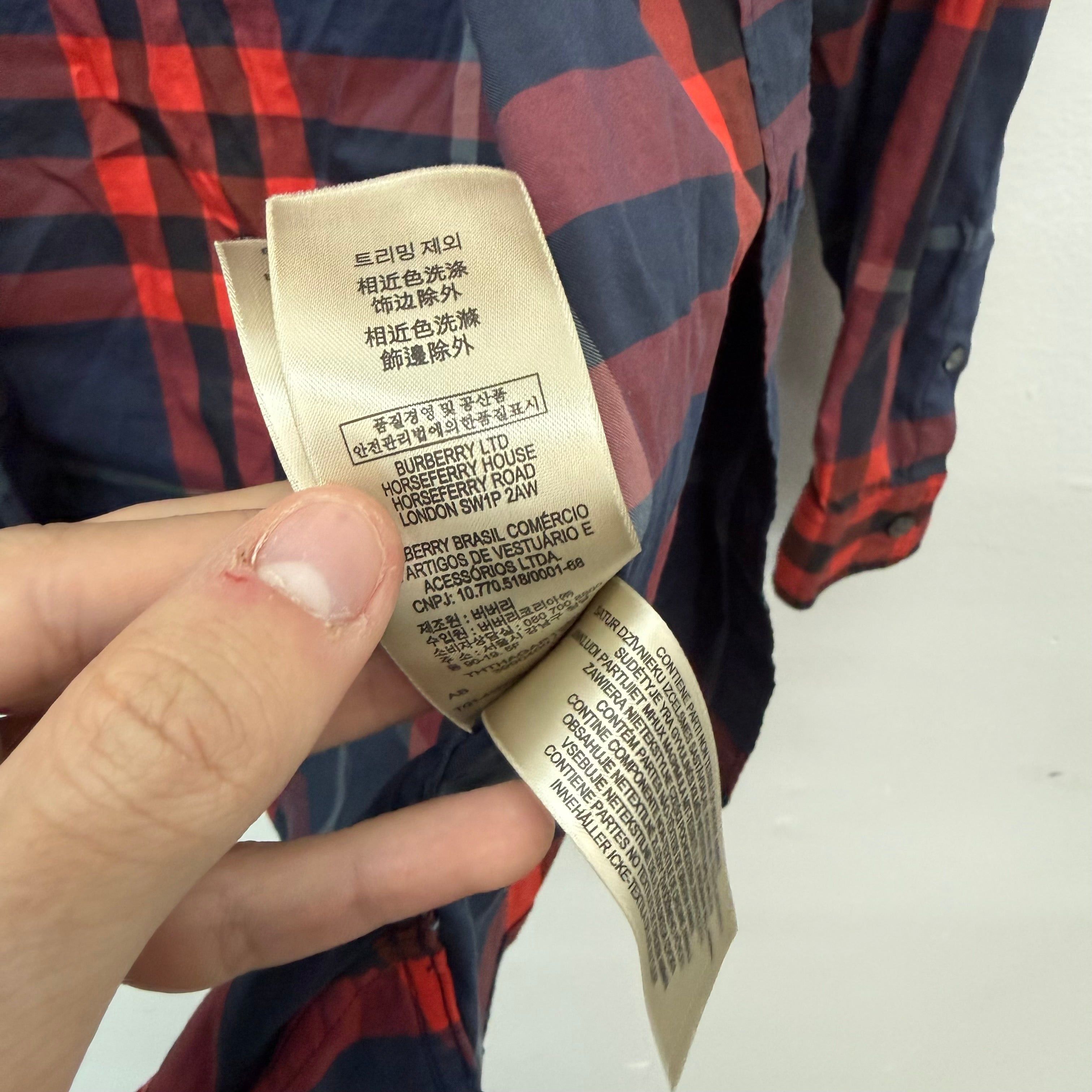 Burberry Burberry Flannel Longsleeve Red Button Up- Size M Size US M / EU 48-50 / 2 - 4 Thumbnail