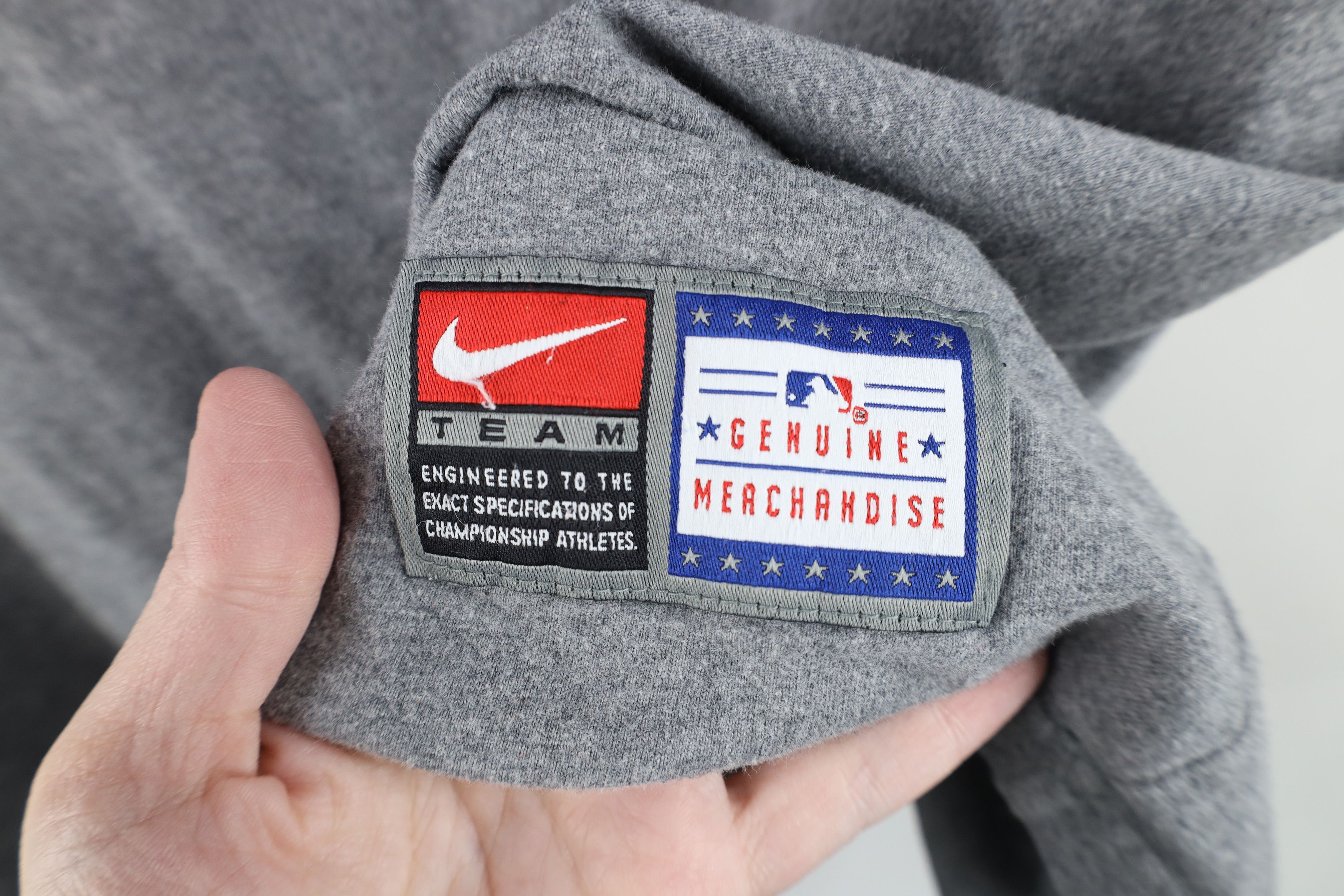 Nike Vintage Nike Swoosh Chicago Cubs Baseball T-Shirt Gray Size US M / EU 48-50 / 2 - 4 Thumbnail