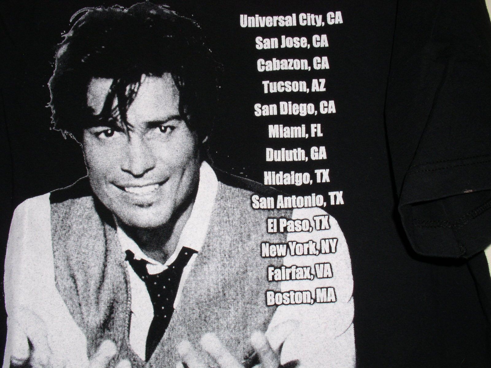 Vintage Chayanne Concert Tour T Shirt Vintage 2007 Latin Pop Size US XL / EU 56 / 4 - 4 Thumbnail