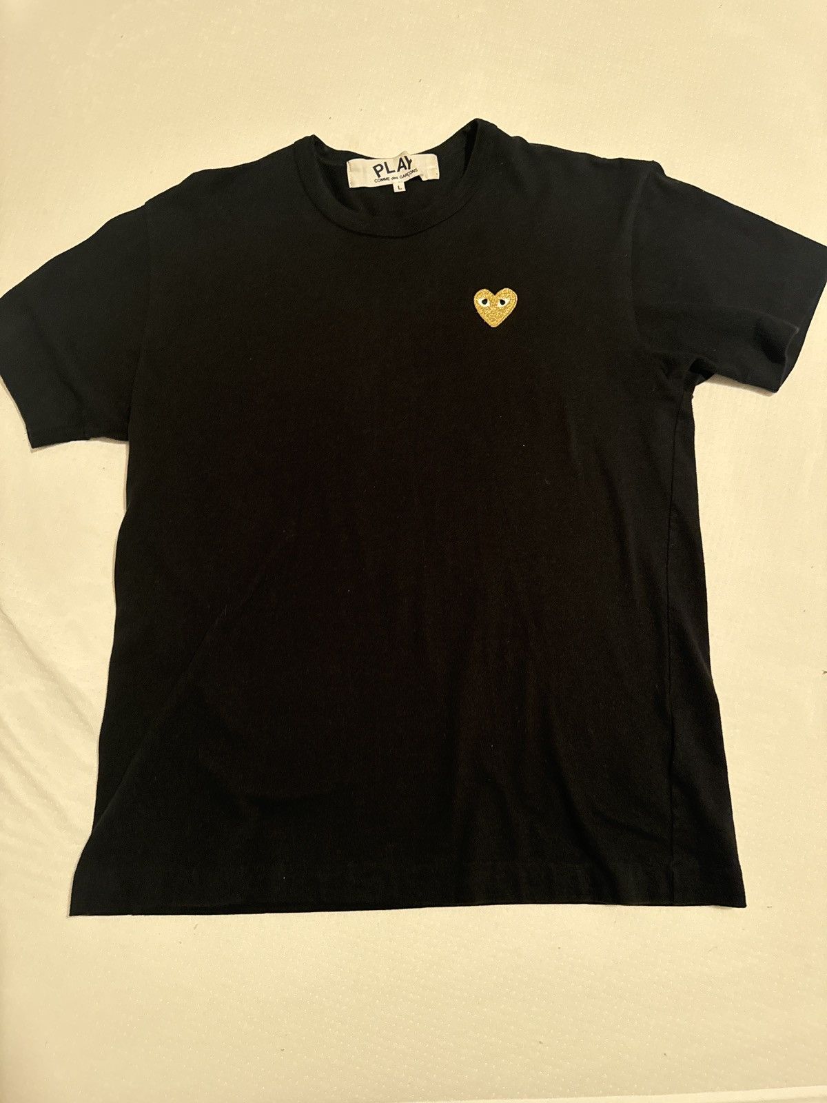 Comme des Garcons PLAY Black gold heart comme des garçons t shirt Size US L / EU 52-54 / 3 - 1 Thumbnail