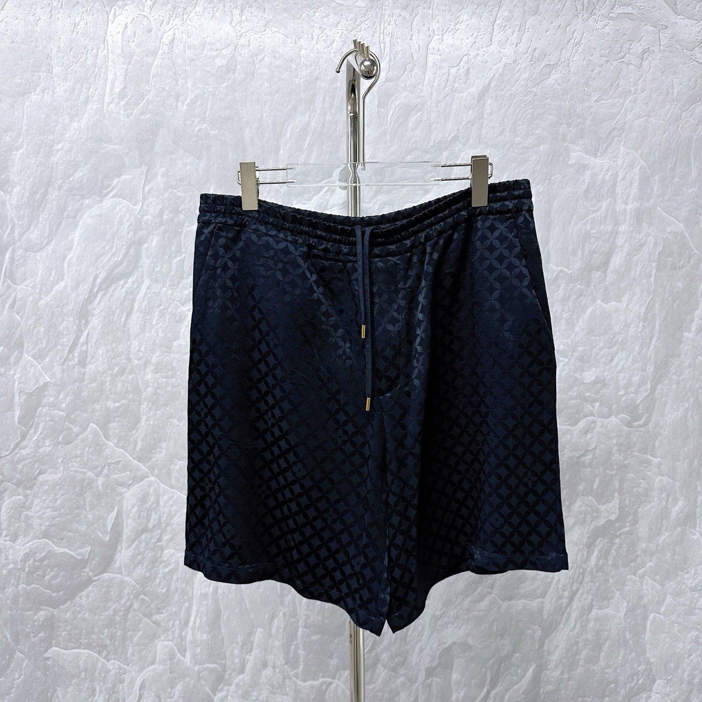 Louis Vuitton Louis Vuitton Nigo FW25 Jacquard Shorts Size US 36 / EU 52 - 1 Thumbnail