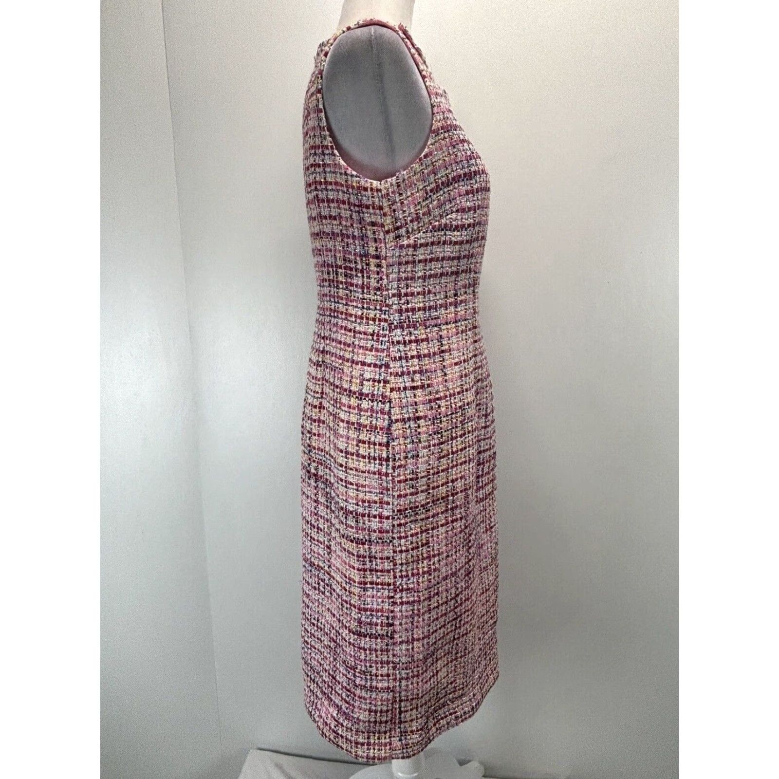 Talbots Talbots Women's Sleeveless Tweed Dress Jumper Size 4, Preppy Classic Sheath, Knee Length, Multicolor Size S / US 4 / IT 40 - 4 Thumbnail