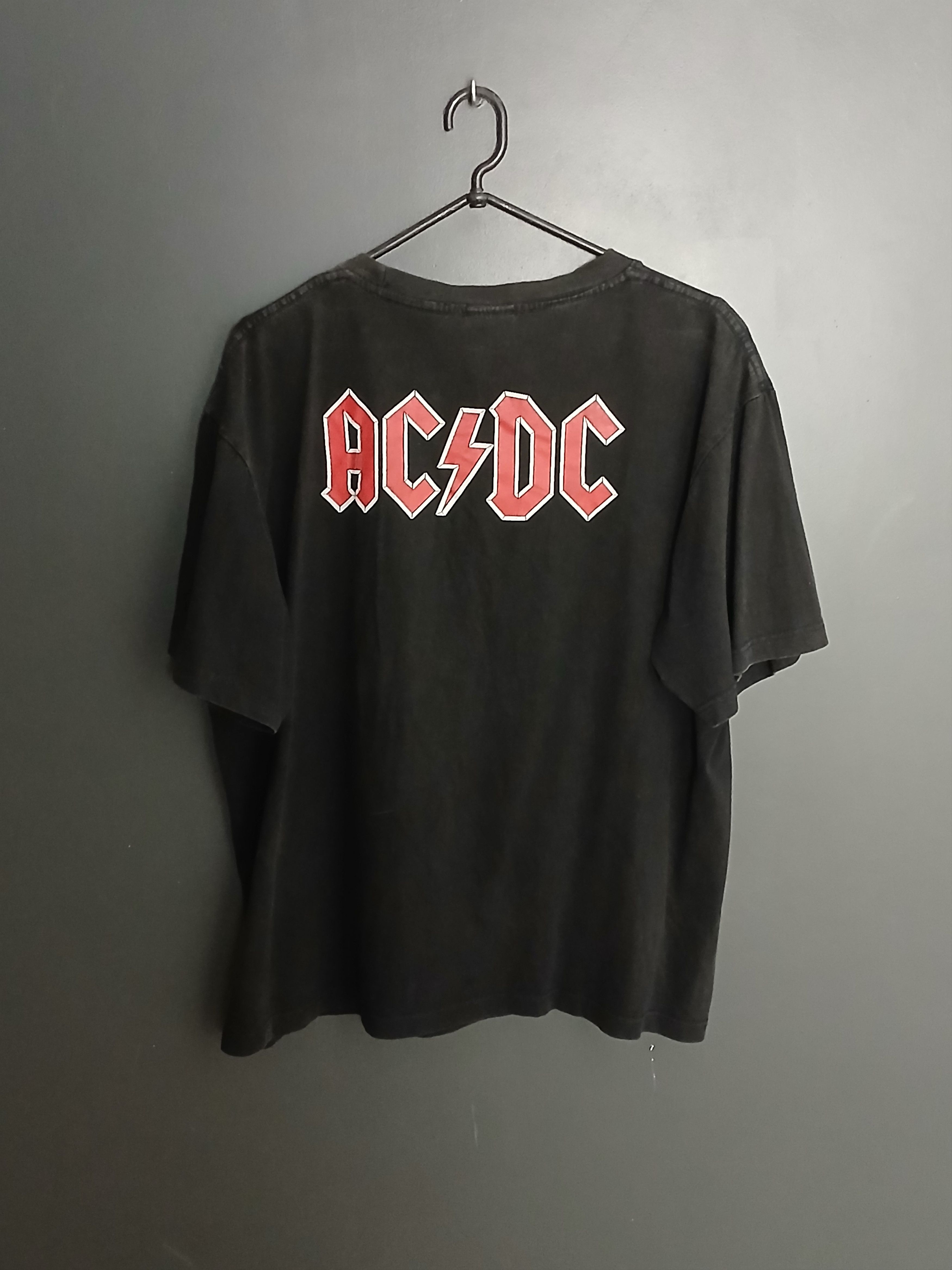 AC/DC × Band Tees × Vintage Vintage AC/DC T-Shirt Size US XL / EU 56 / 4 - 2 Thumbnail