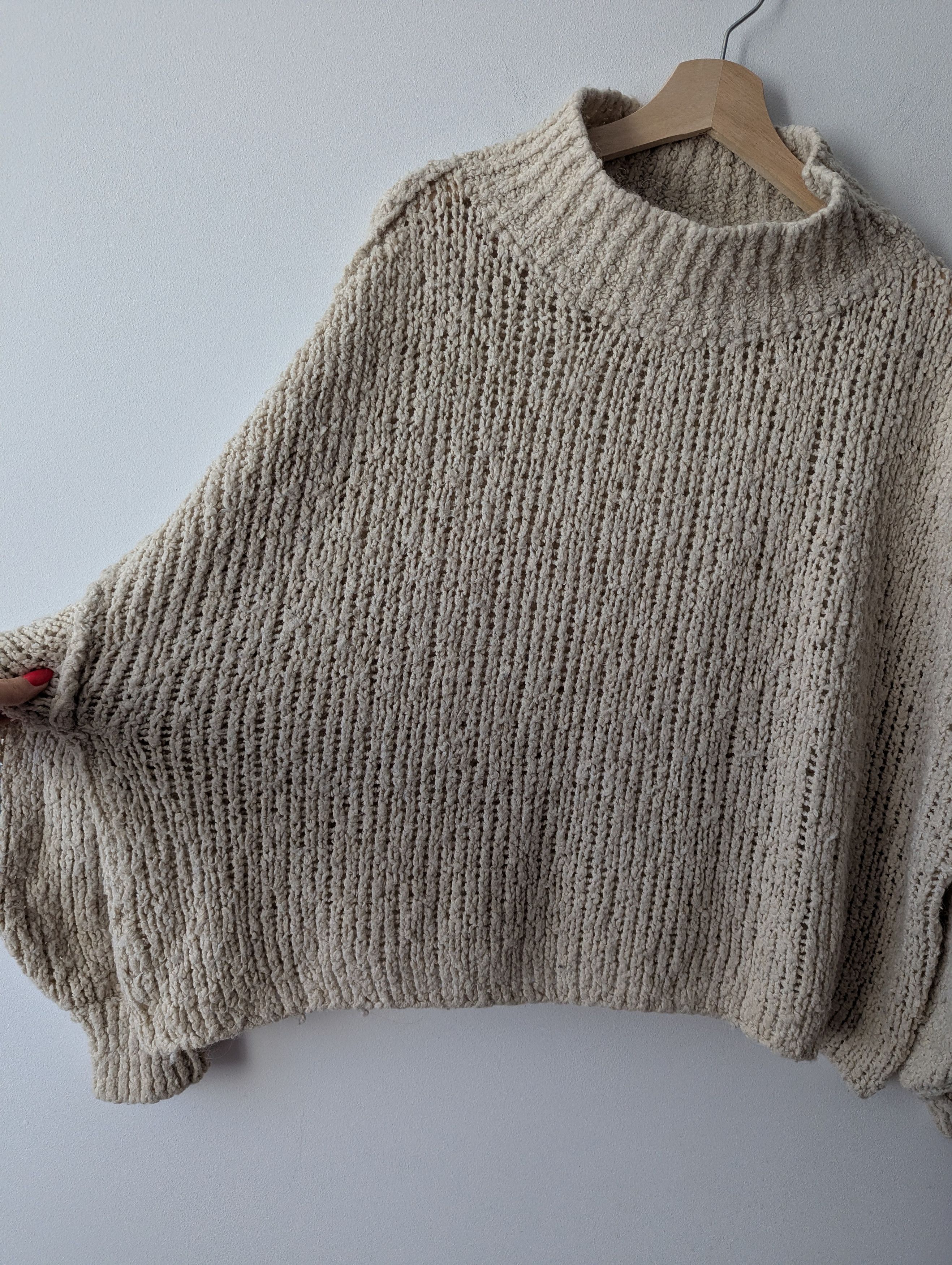 Other Made in Italy Oversize Bouclé Knit Sweater Beige Size L / US 10 / IT 46 - 4 Thumbnail