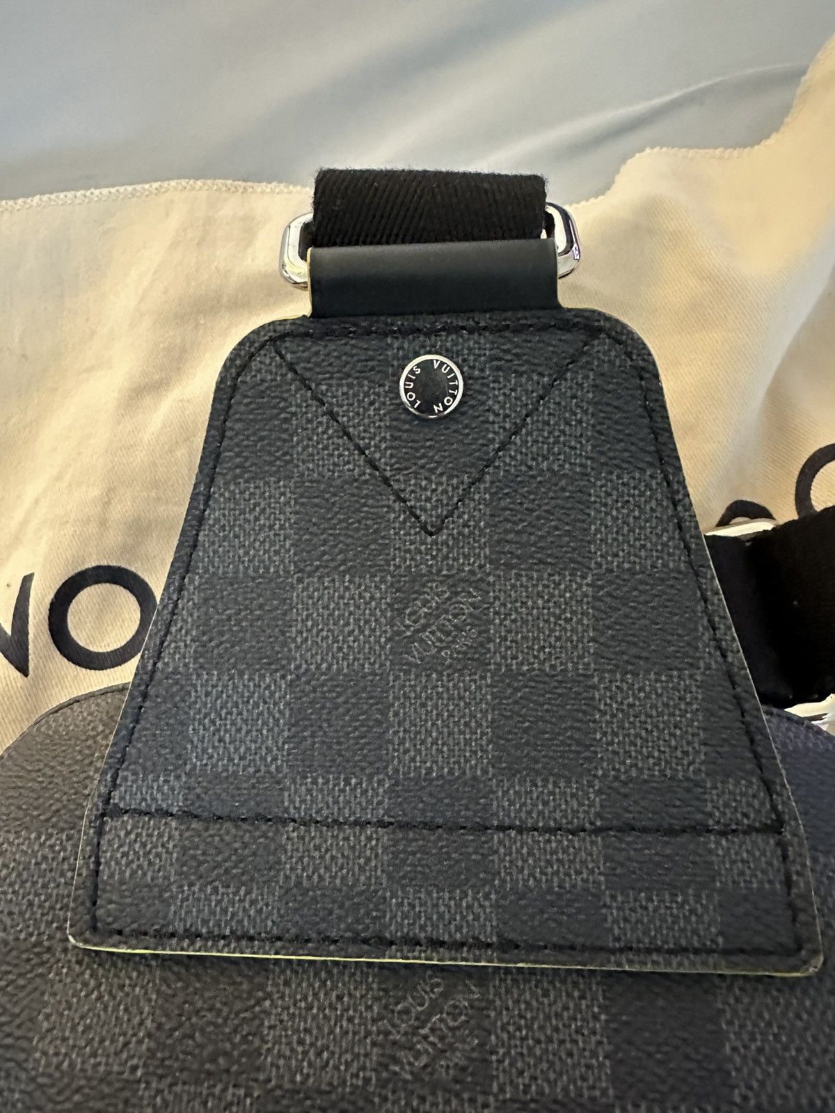 Louis Vuitton Louis Vuitton Avenue Sling Bag Bag Damier Graphite Yellow Size ONE SIZE - 5 Thumbnail