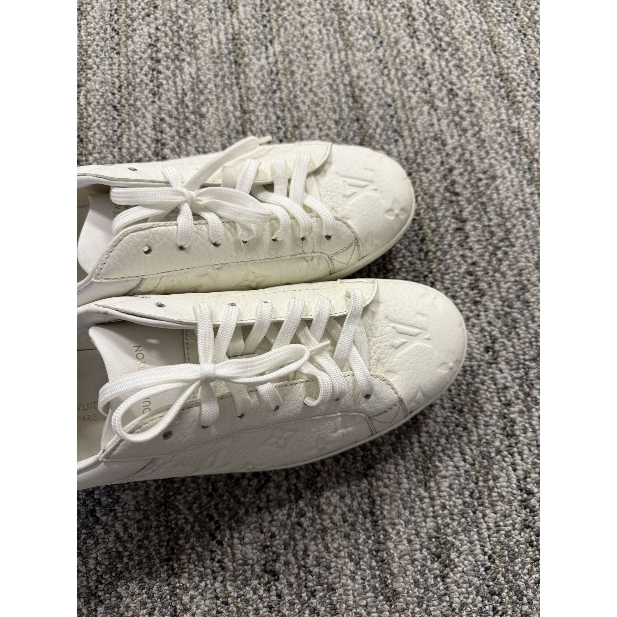 Louis Vuitton Louis Vuitton Womens White Embossed Leather Sneakers Size 8 Size US 8 / EU 41 - 7 Thumbnail