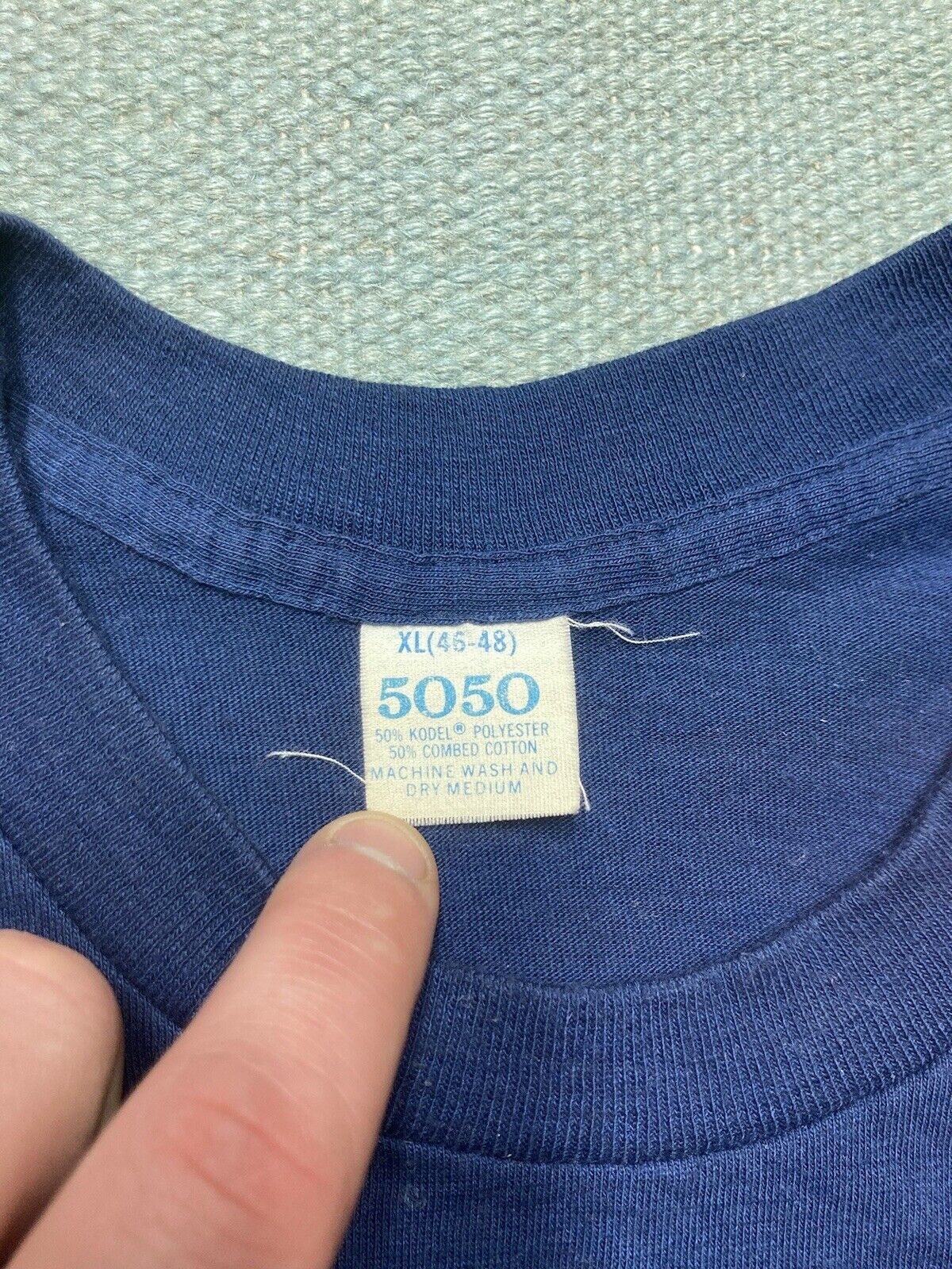 Vintage Vtg 70s pocket t shirt blank dark navy blue soft adult XL Size US XL / EU 56 / 4 - 5 Thumbnail