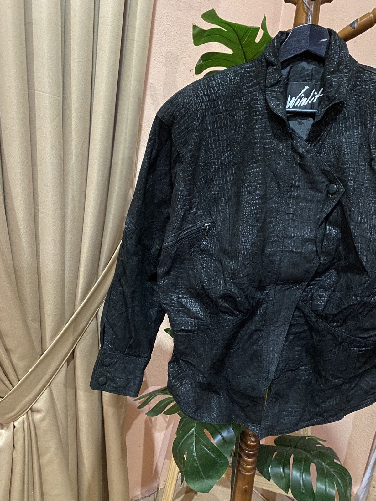 Other Vintage Winlit Genuine Leather Black Embossed Pattern Jacket Size US M / EU 48-50 / 2 - 5 Thumbnail