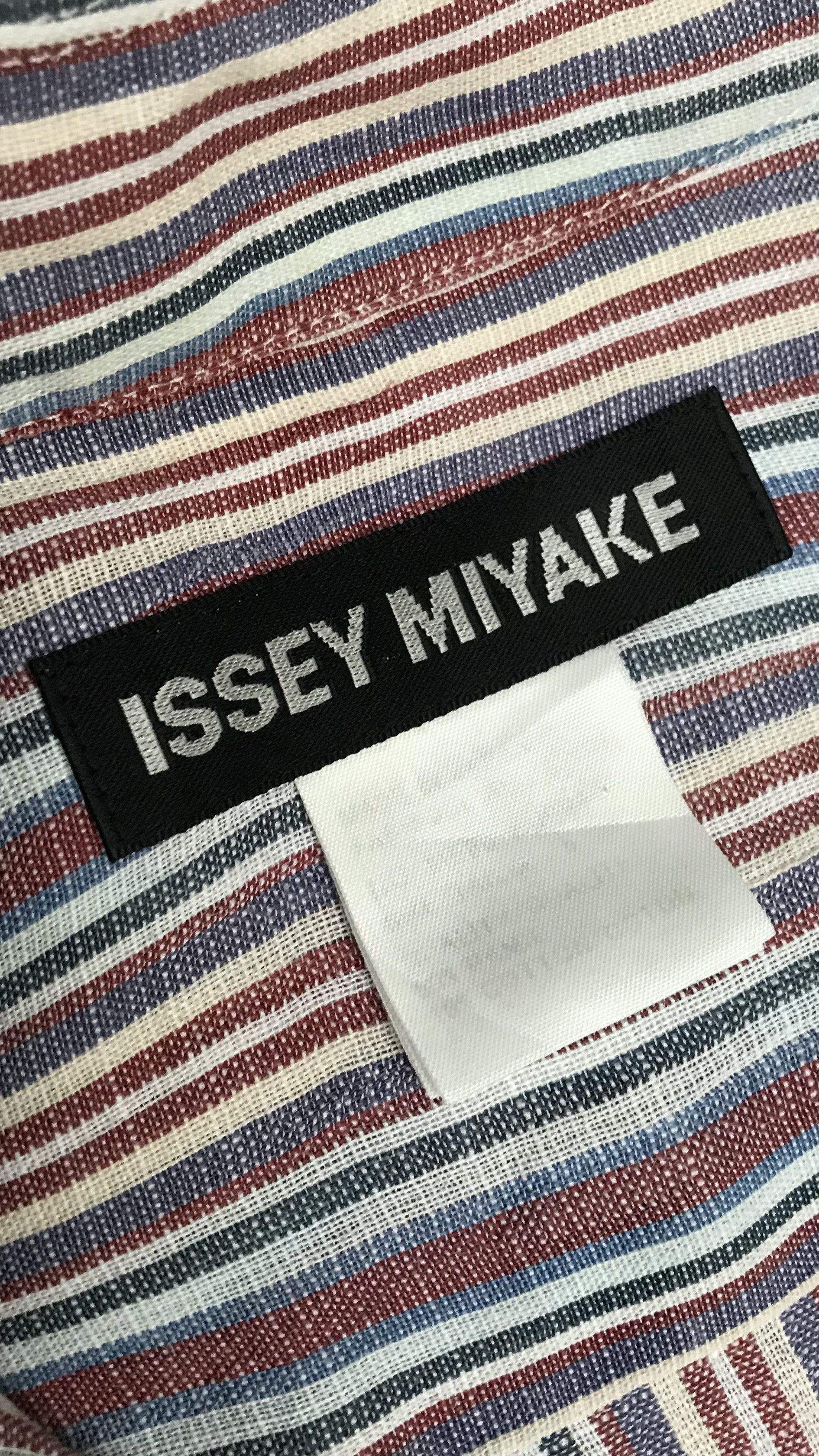 Issey Miyake ISSEY MIYAKE, LINEN BUTTON UP, wavy stripes pattern Size US XL / EU 56 / 4 - 1 Thumbnail