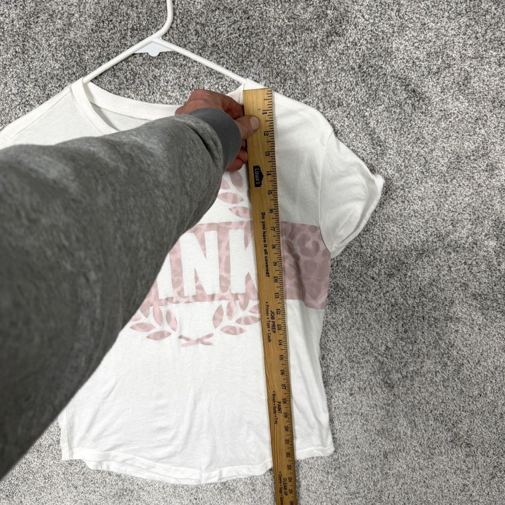 Vintage PINK Victoria's Secret T-Shirt Womens XS White Leopard Print Crew Neck Short Sleeve Pullover Casual All Seasons Lightweight Size XS / US 0-2 / IT 36-38 - 2 Thumbnail