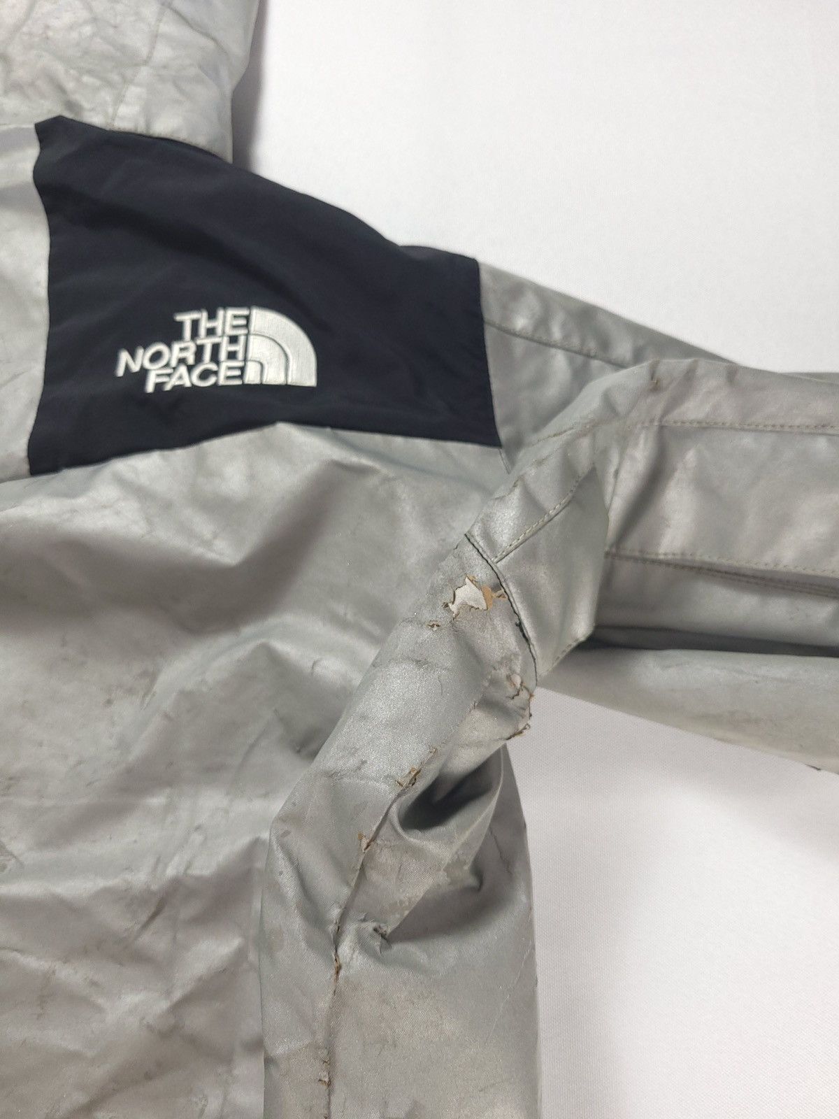 Supreme × The North Face Supreme x The North Face 3M Reflective Mountain Jacket 2013 Size US L / EU 52-54 / 3 - 17 Thumbnail