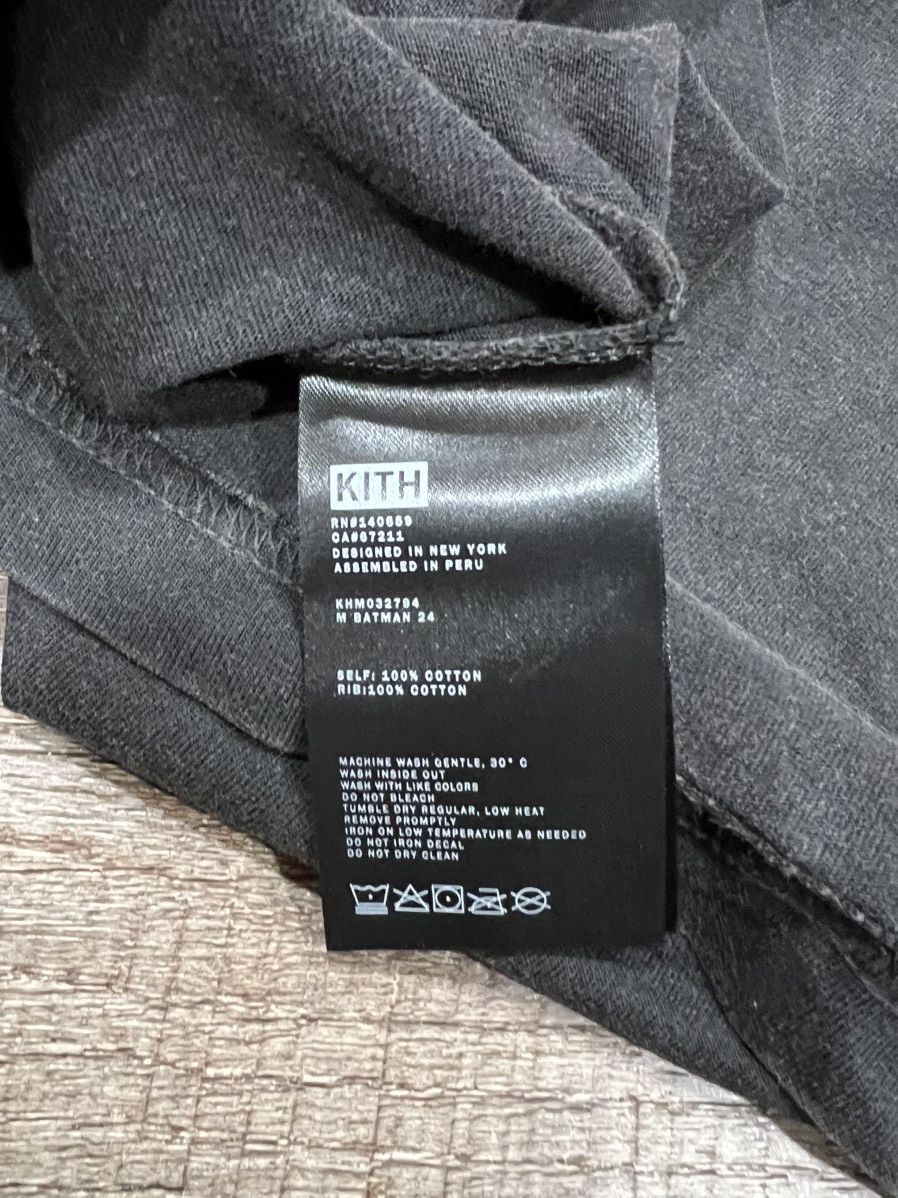 Kith Kith X Batman Men’s Logo Vintage Tee Black Size Large w/Tags Size US L / EU 52-54 / 3 - 5 Thumbnail