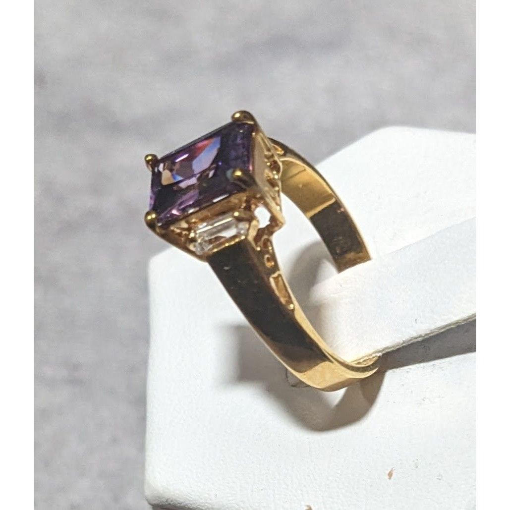 Other Whimsical Fantasy Purple Stone Bright Gold Tone Ring Size Size ONE SIZE - 3 Thumbnail
