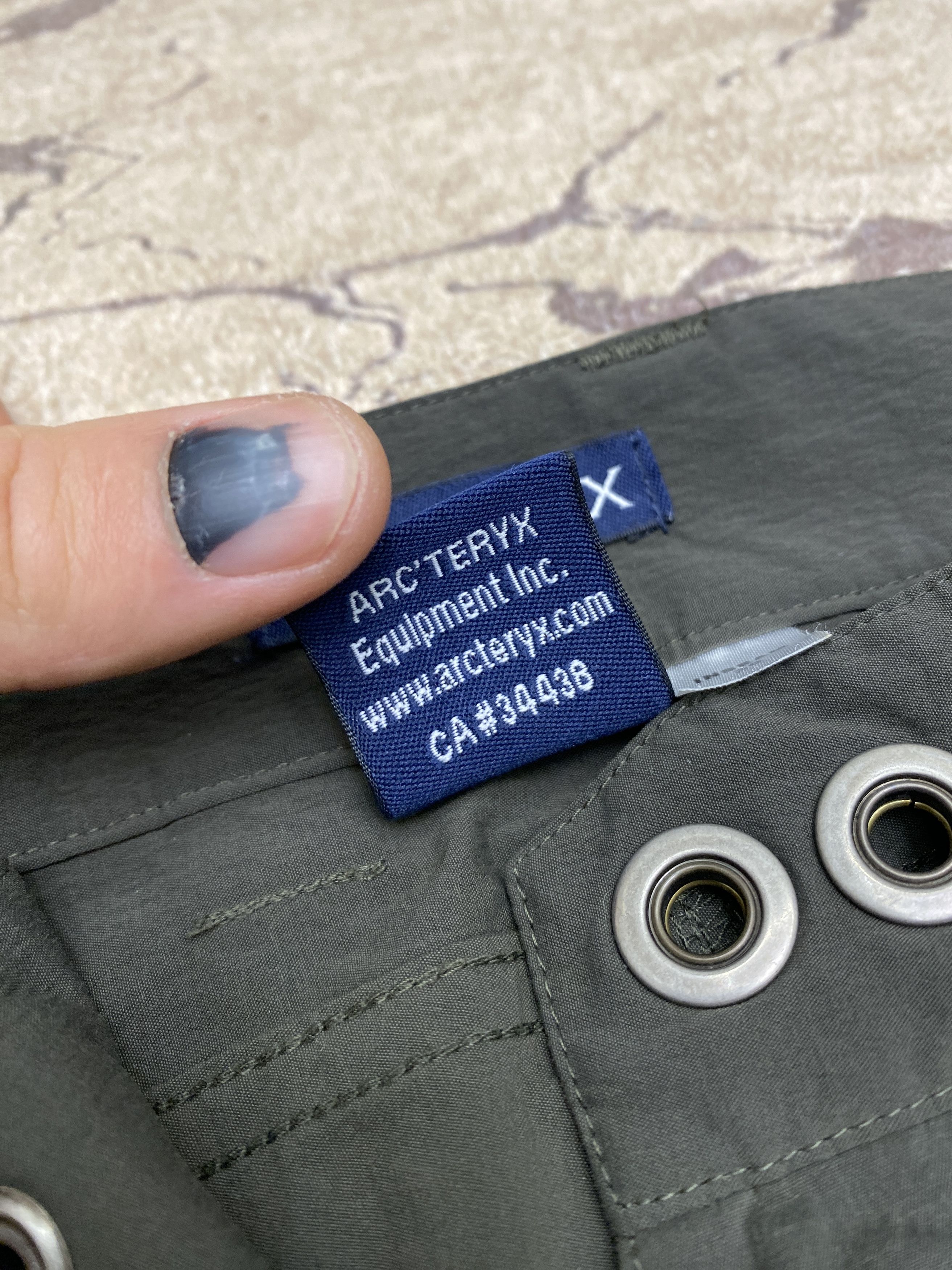 Arc'teryx Arc'teryx Hiking Activewear Weatherproof Pants Size 30 Waist Size US 30 / EU 46 - 16 Thumbnail