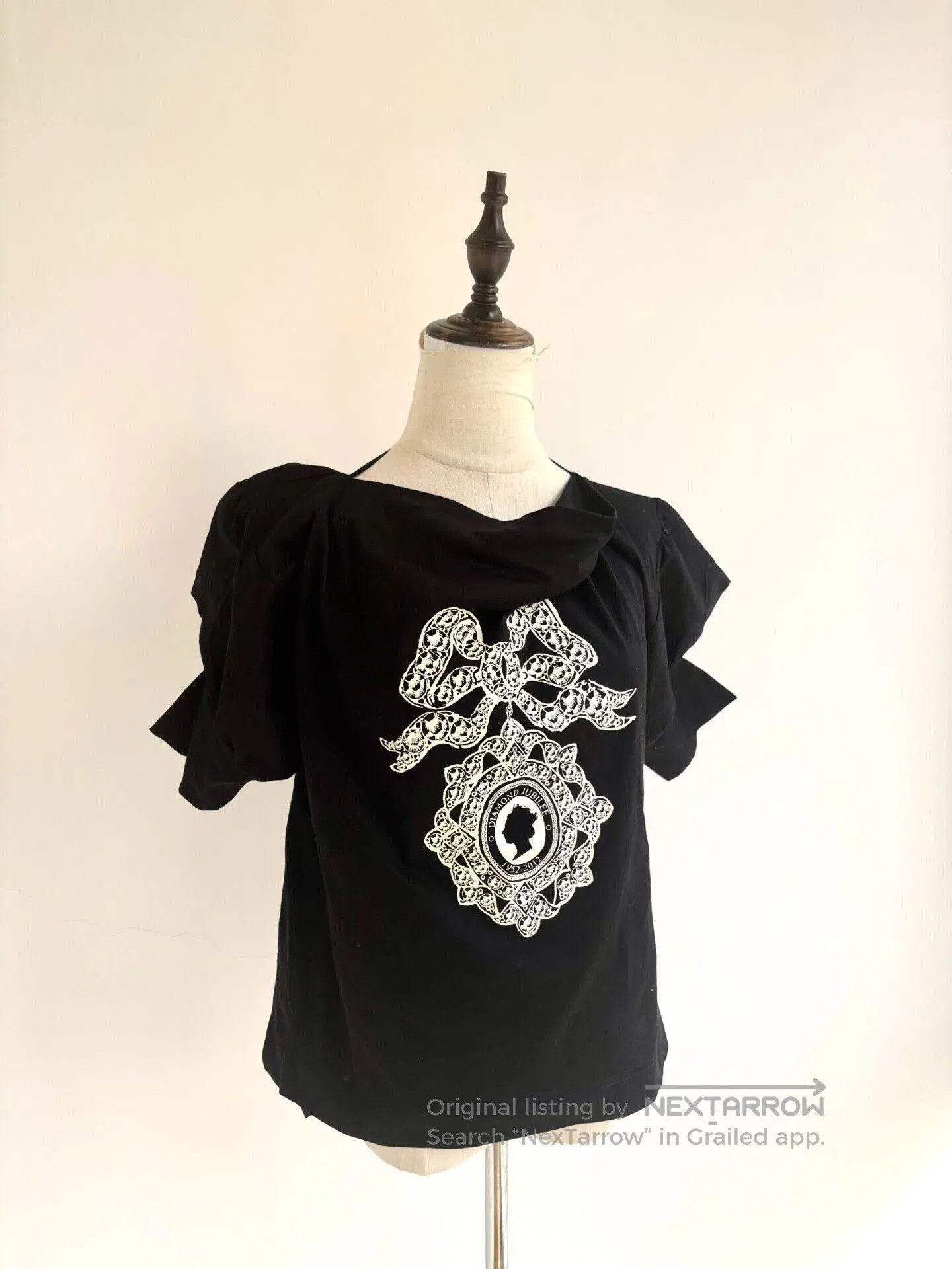 Vivienne Westwood vivienne westwood black lace bow t. Size M / US 6-8 / IT 42-44 - 1 Thumbnail