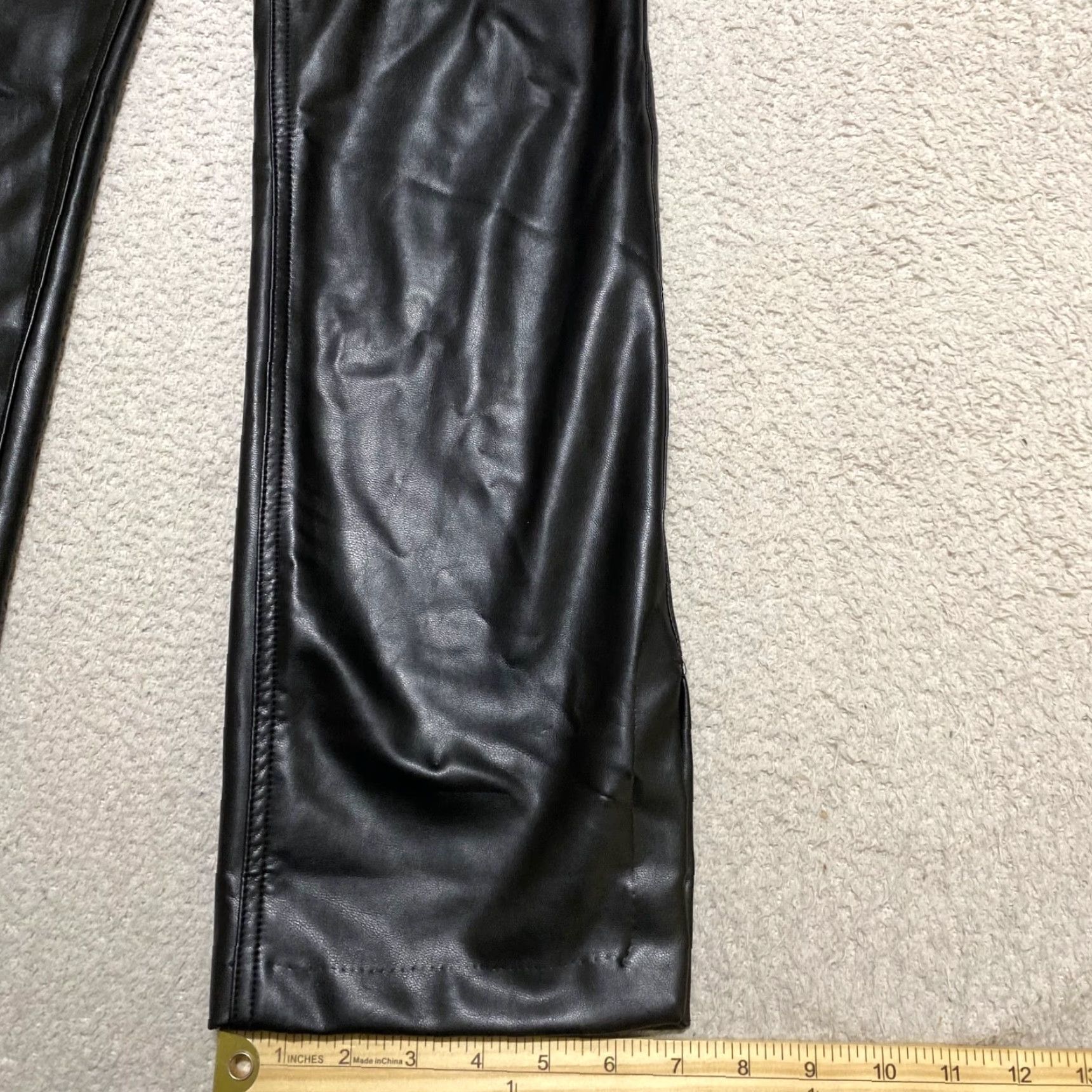 Abercrombie & Fitch Abercrombie & Fitch Womens Pants 0 Black Faux Vegan Leather High Rise Straight Casual 90s Womens Pants Size 25" / US 0 / IT 36 - 5 Thumbnail