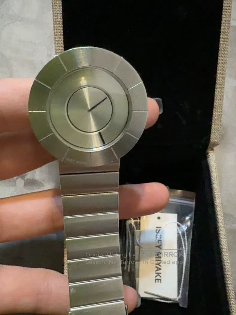 Issey Miyake Issey Miyake Silver Watch Size ONE SIZE - 4 Thumbnail