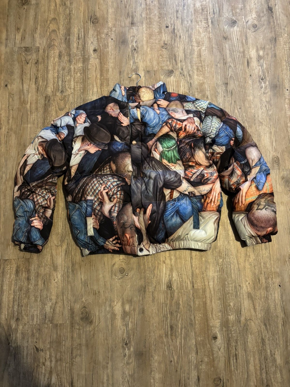 Vale Vale Forever x Dan Witz Moshpit Puffer Size US M / EU 48-50 / 2 - 1 Thumbnail