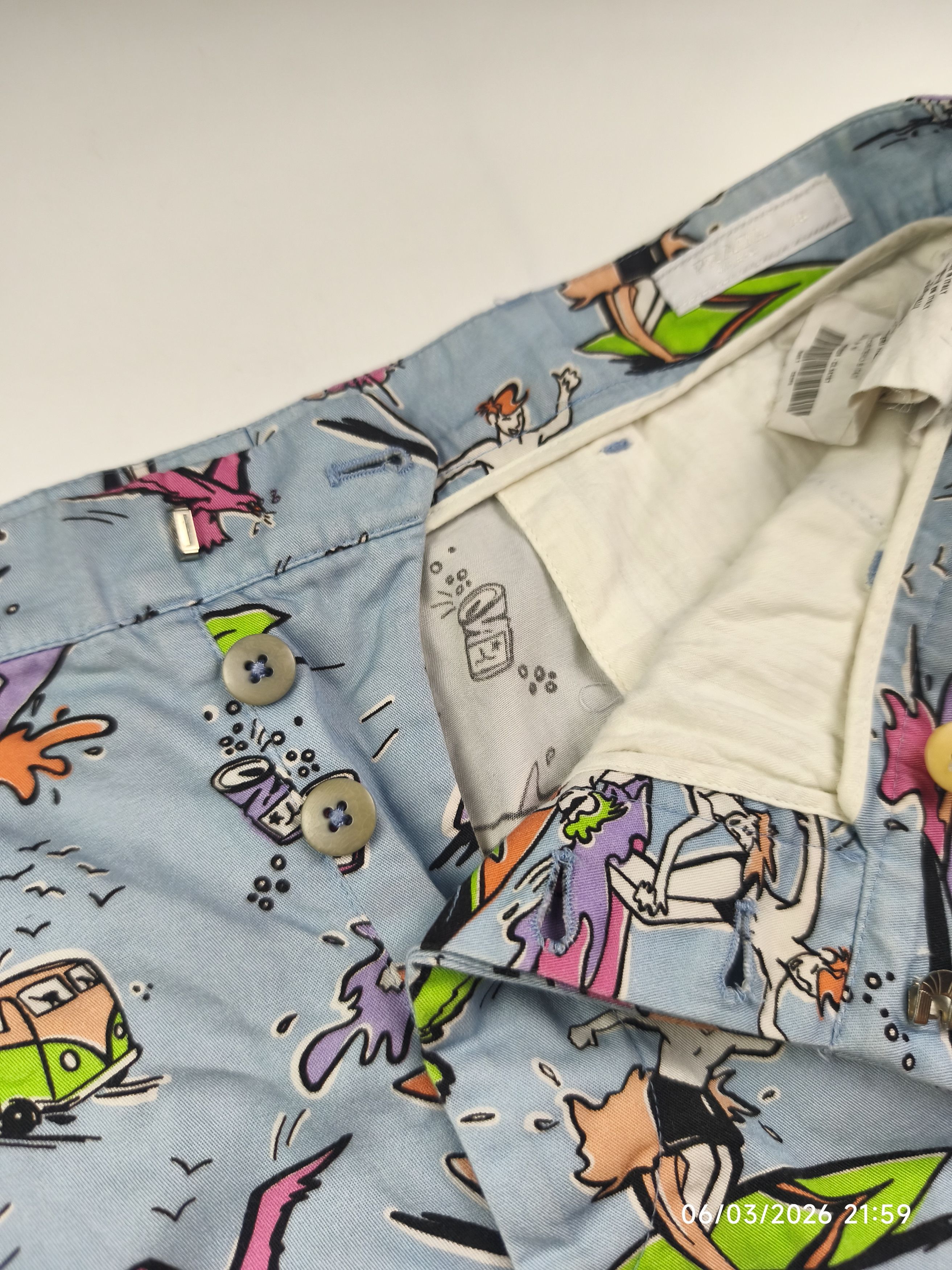 Prada Prada S/S 12 - surf print short Size US 33 - 4 Thumbnail