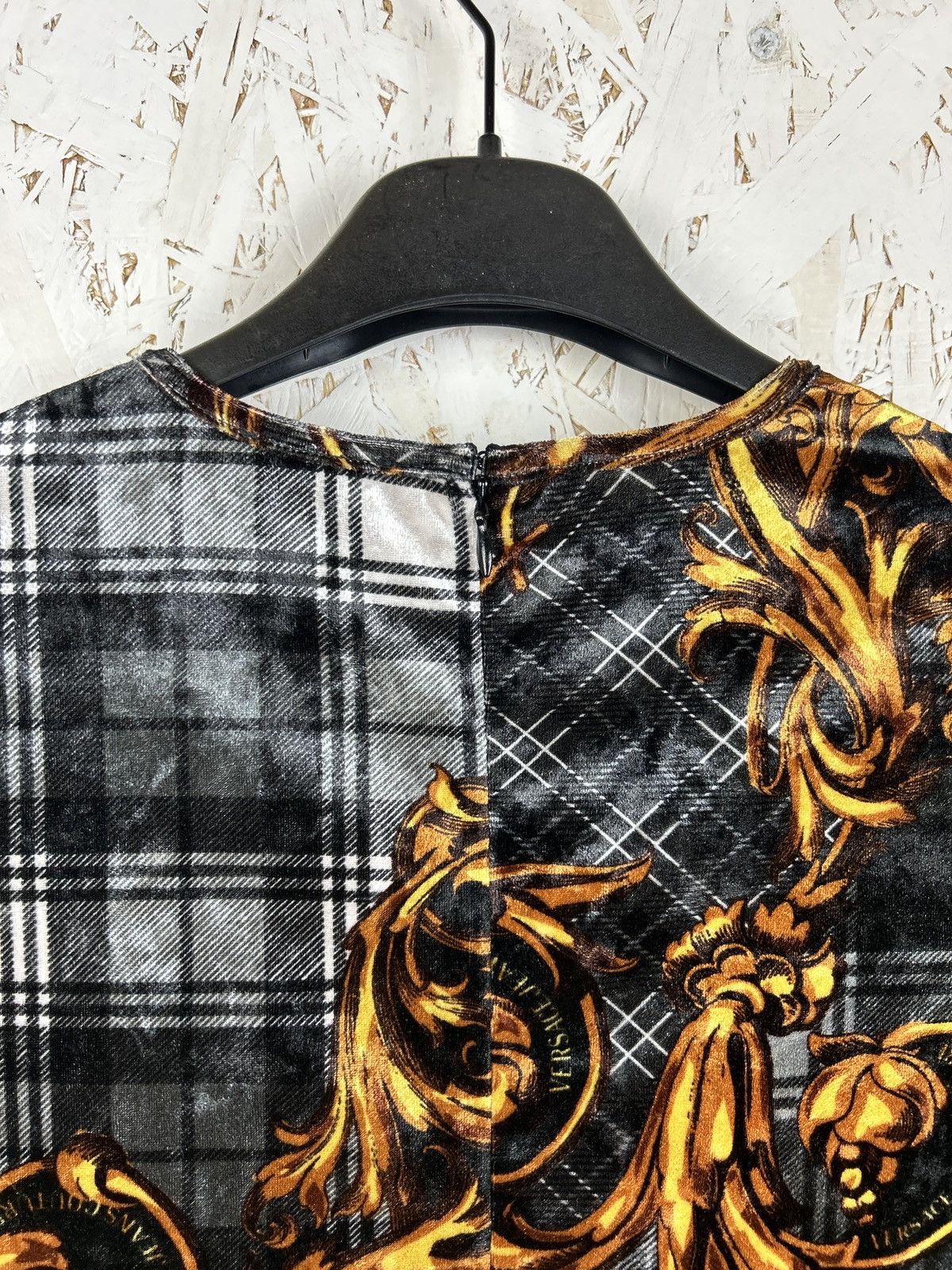 Versace Jeans Couture Versace Jeans Couture Barocco Print Velour Body Size L / US 10 / IT 46 - 8 Thumbnail
