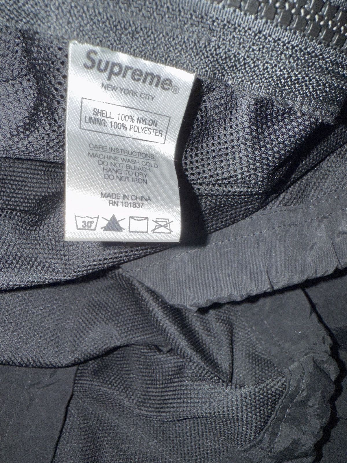 Supreme Supreme Arc Logo Half-zip Size US XL / EU 56 / 4 - 4 Thumbnail